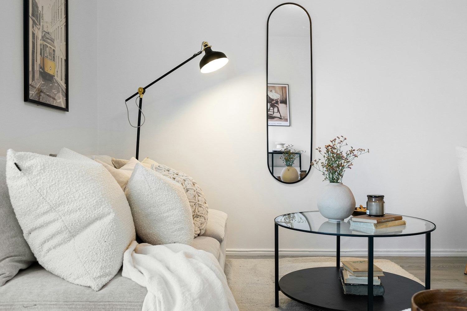 How to Choose a Floor Lamp
