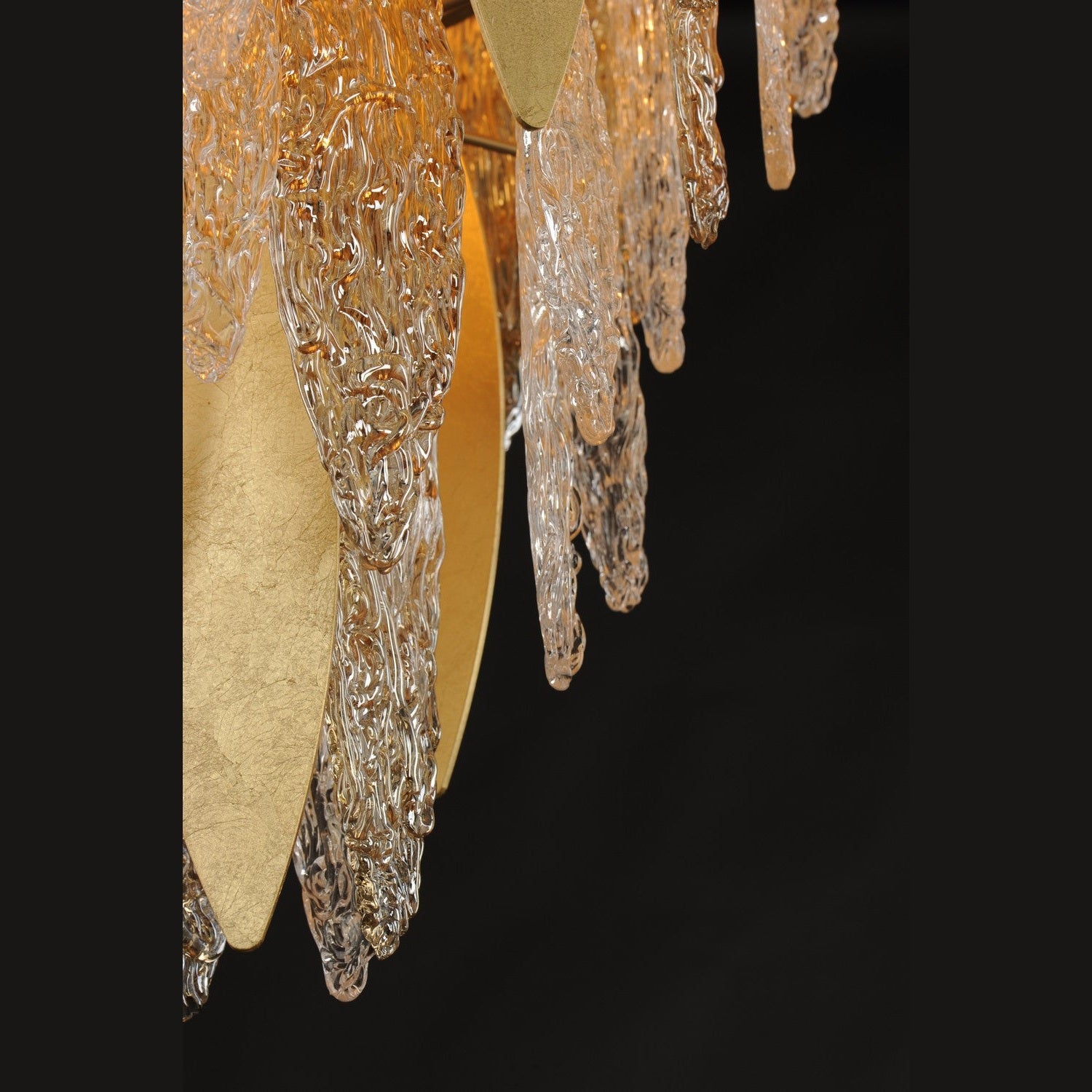 Maxim - 32328CLCMPGL - 21 Light Chandelier - Majestic - Gold Leaf