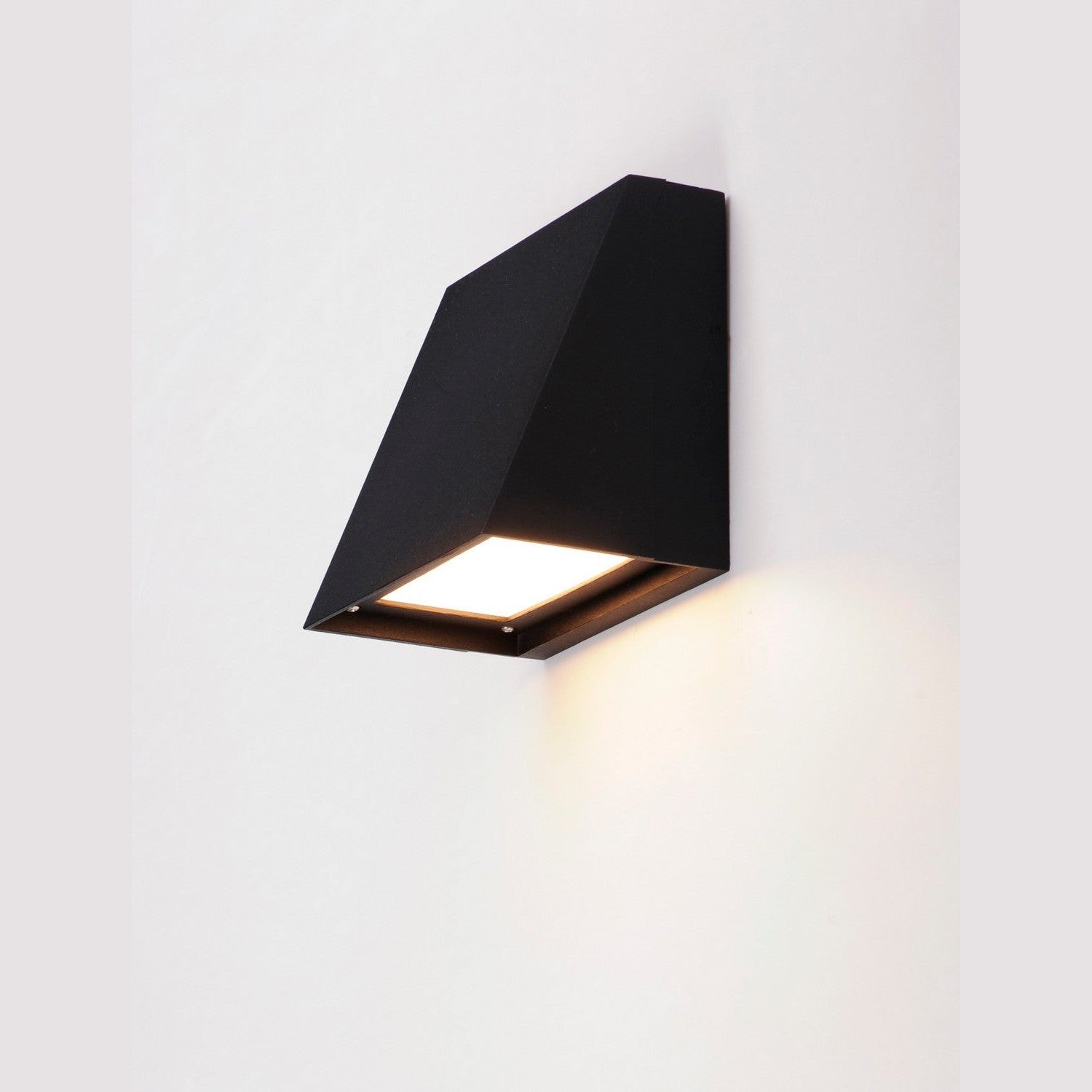Maxim - 52120ABZ - LED Outdoor Wall Sconce - Pathfinder - Architectural Bronze