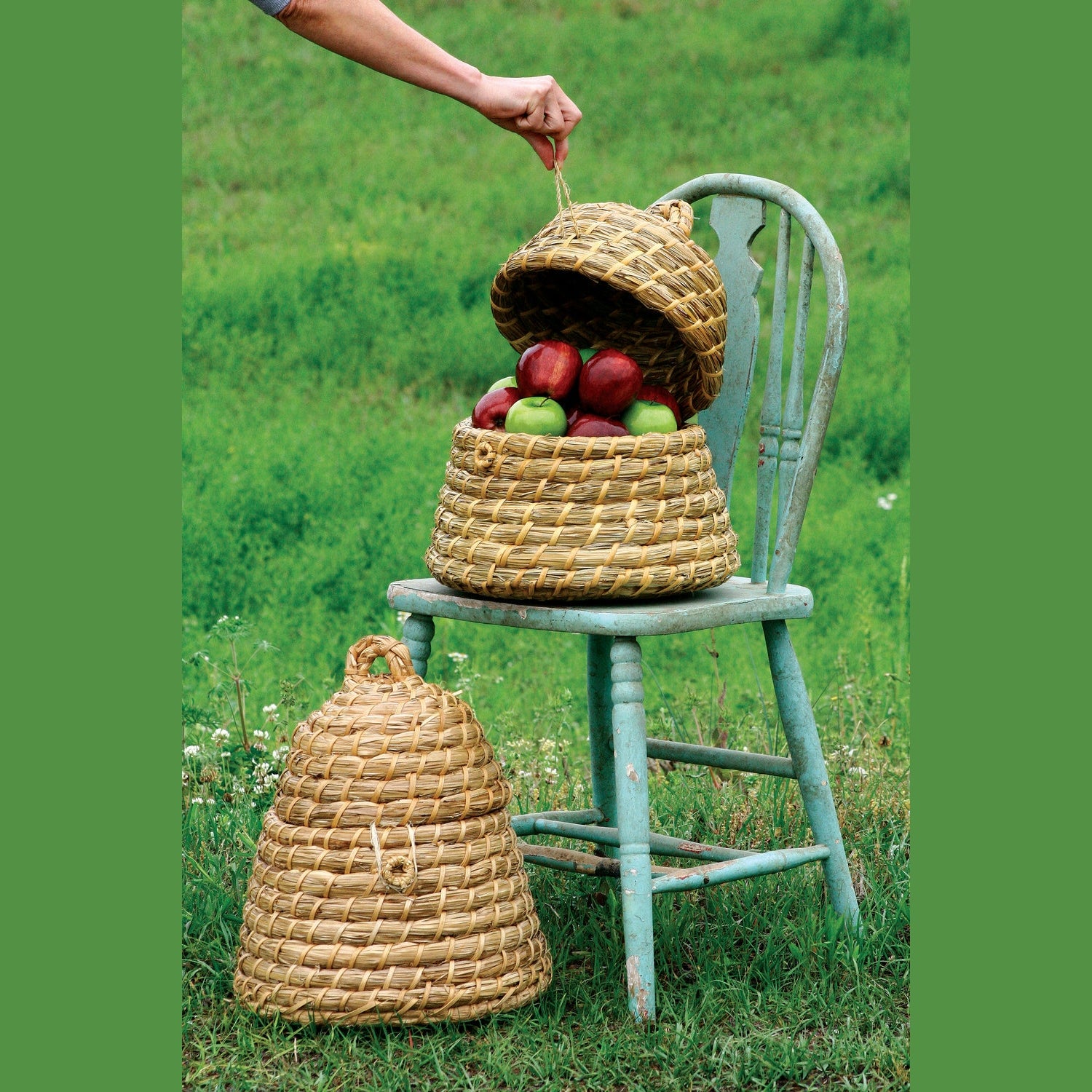 Kalalou - A0154 - Bee Skep Basket - Tan