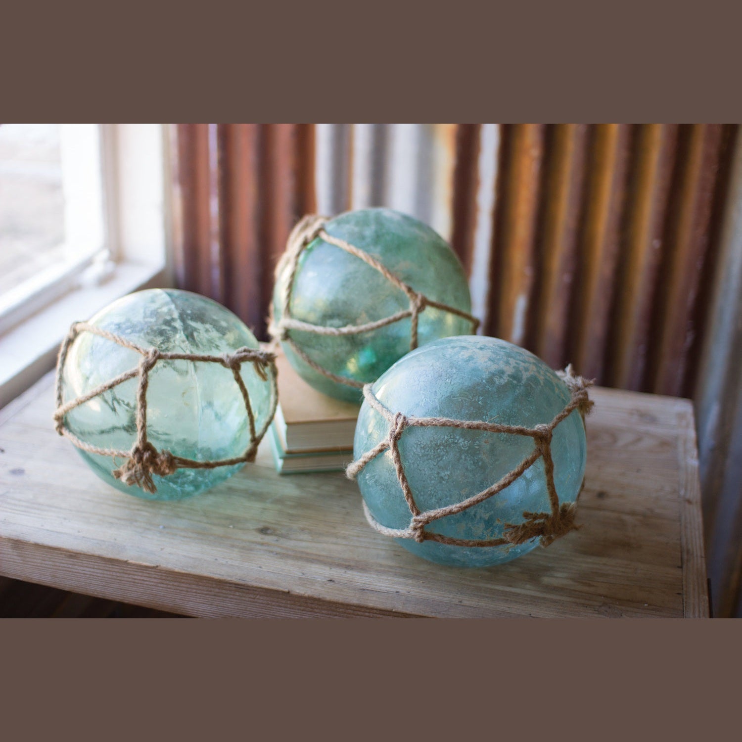 Kalalou - CEA2213 - Glass Float With Rope - Blue