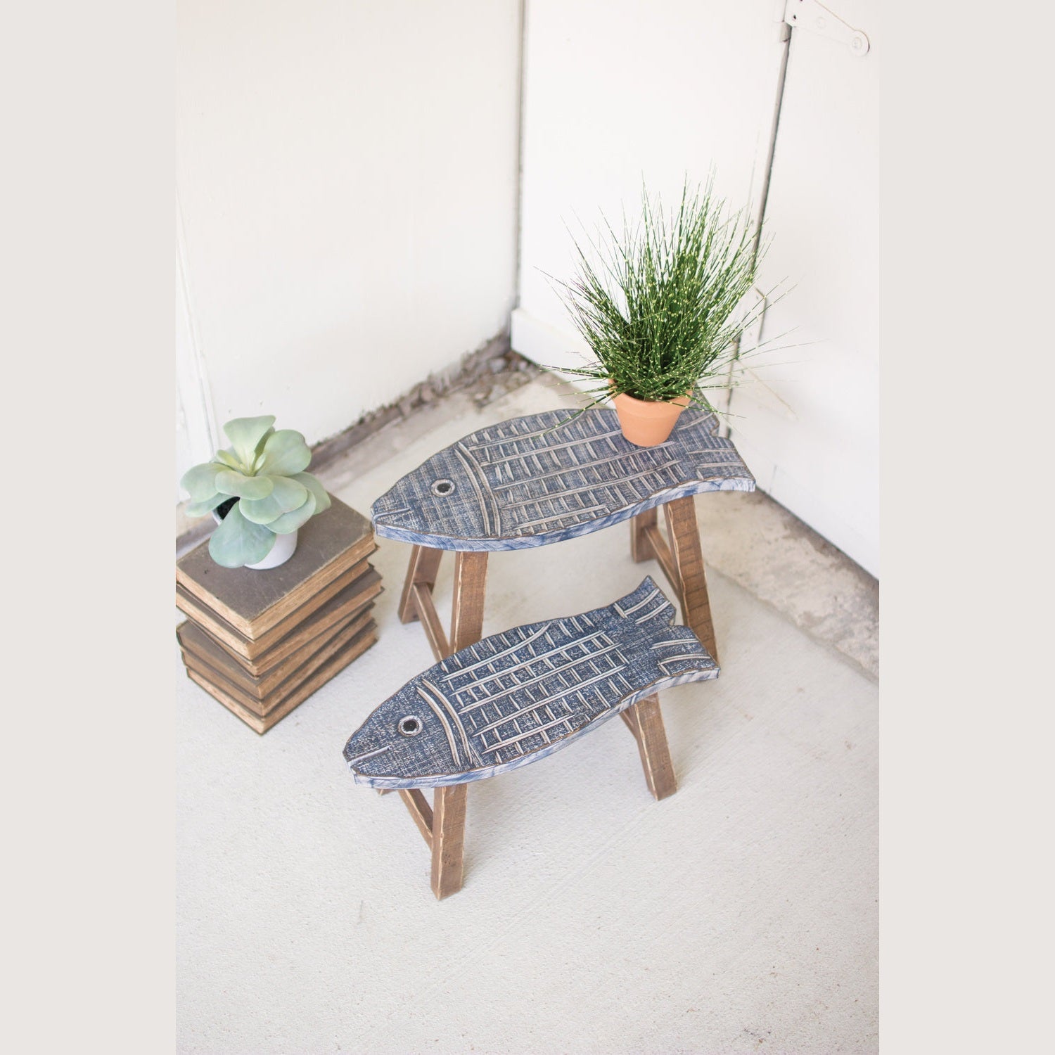 Kalalou - CMN1228 - Set Of Two Wooden Fish Stools - Gray