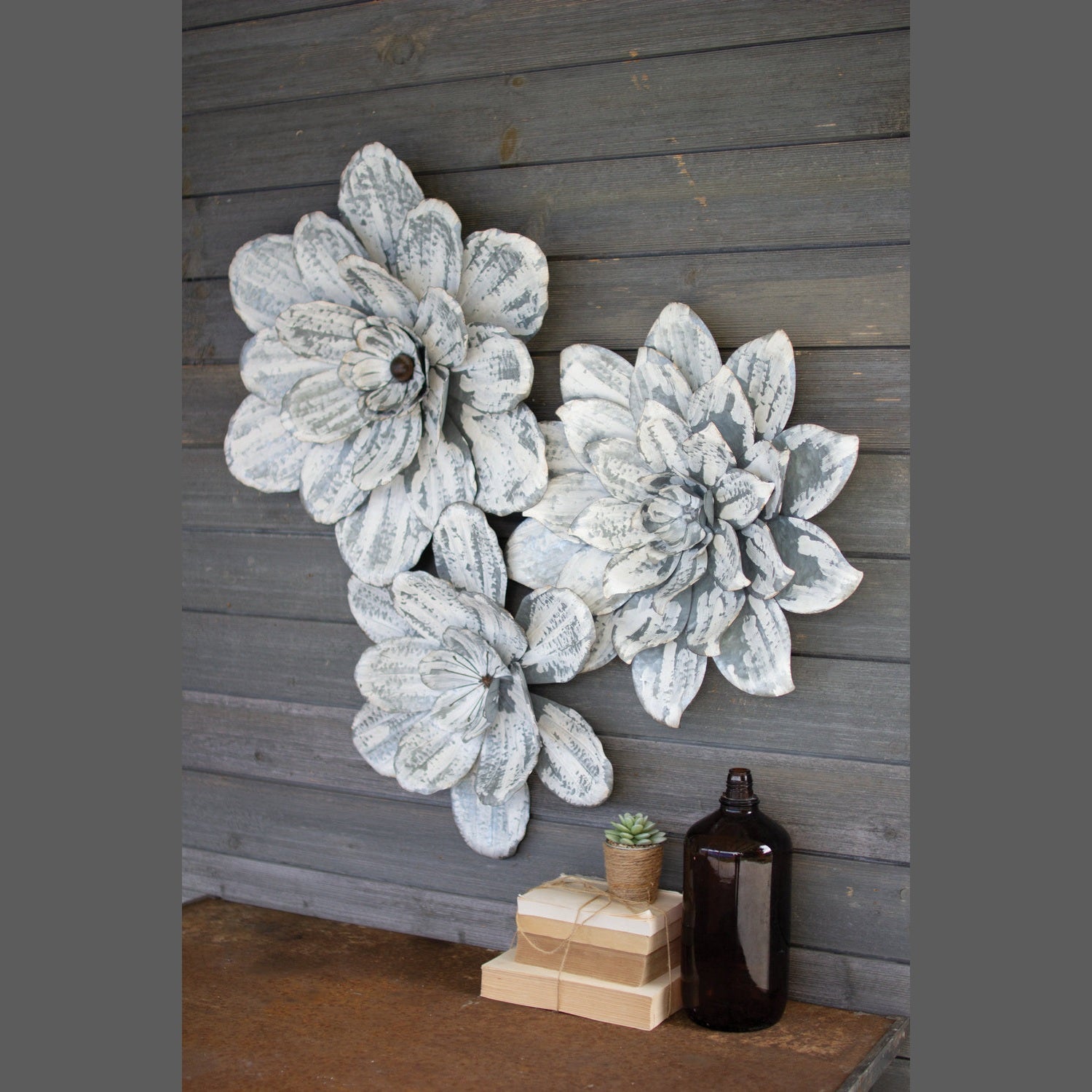 Kalalou - CMN1335 - Wall Flowers - White