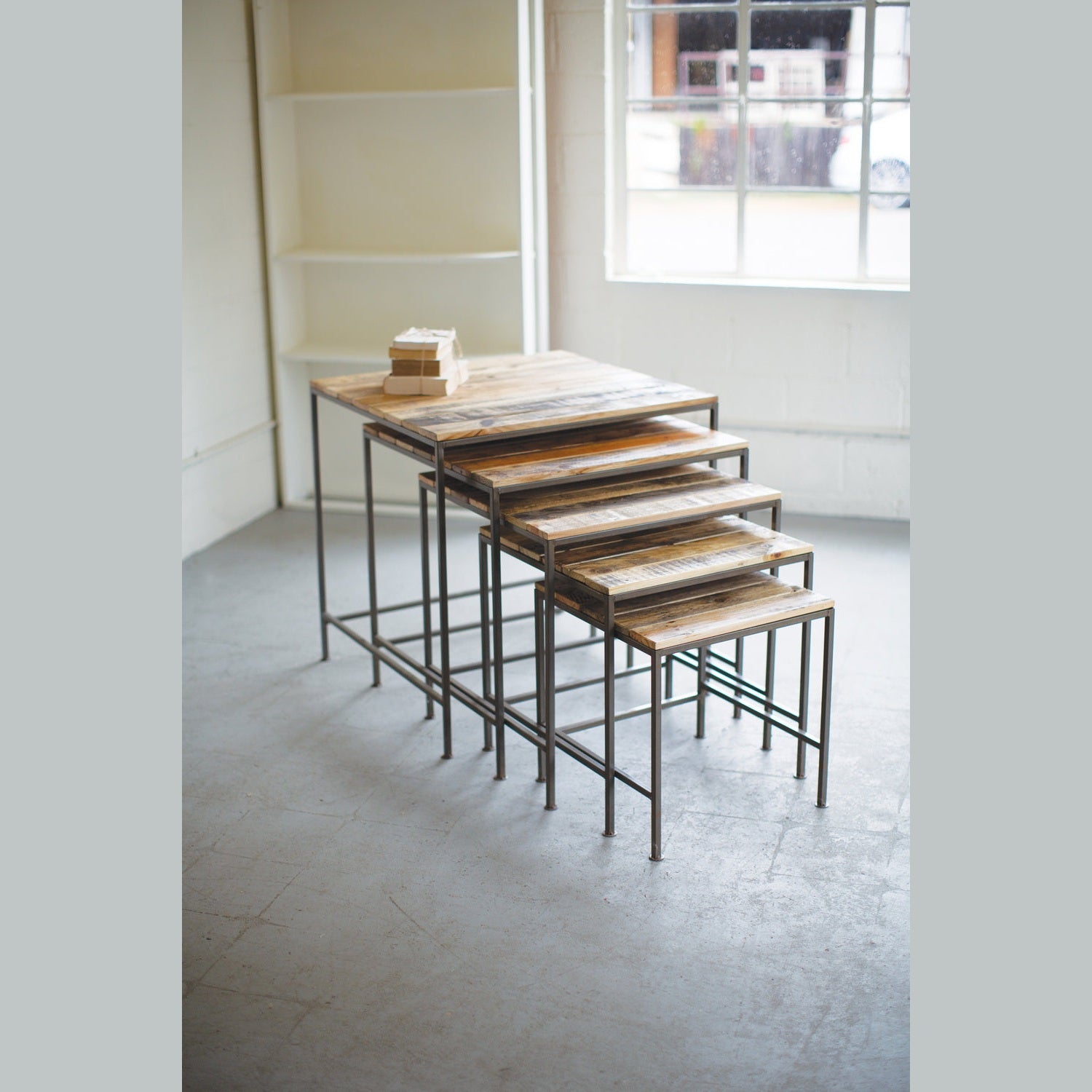 Kalalou - CQ7362 - Set Of Five Recycled Wood And Square Display Tables - Gray
