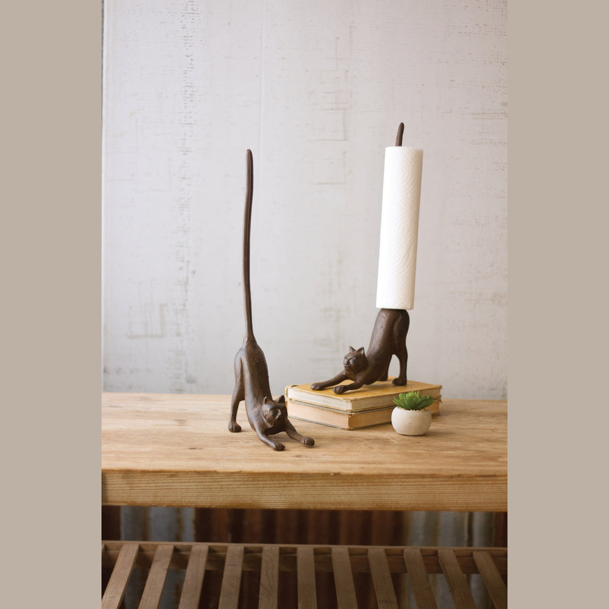Kalalou - CTM1006 - Paper Towel Holder - Brown