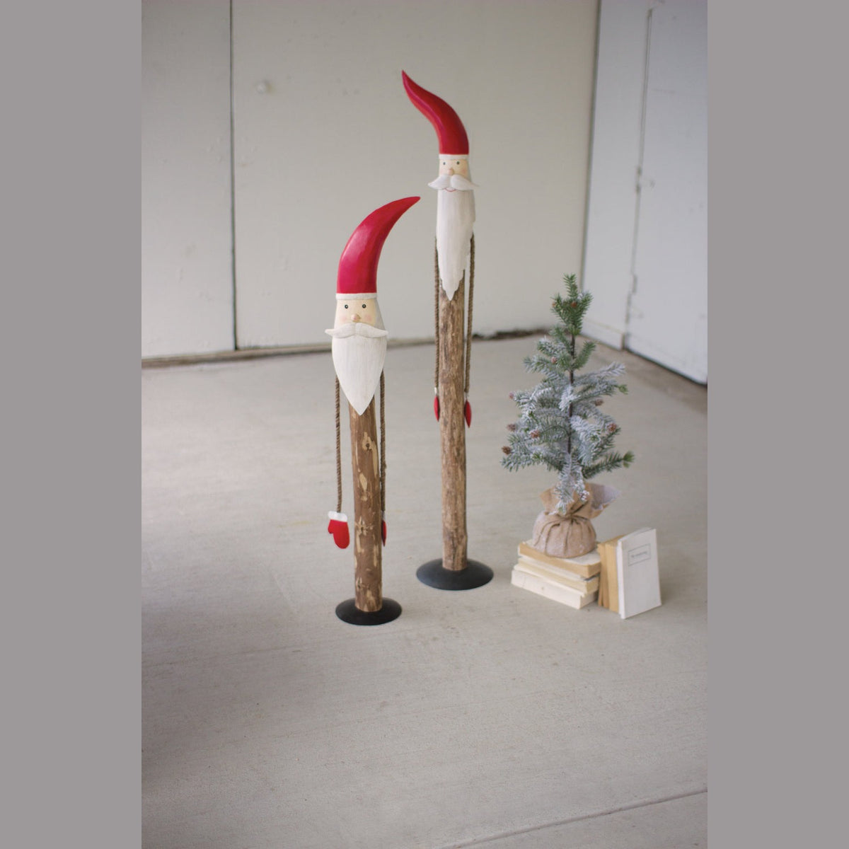 Kalalou - NBA2305 - Set Of Two Wood And Painted Santas - Multi