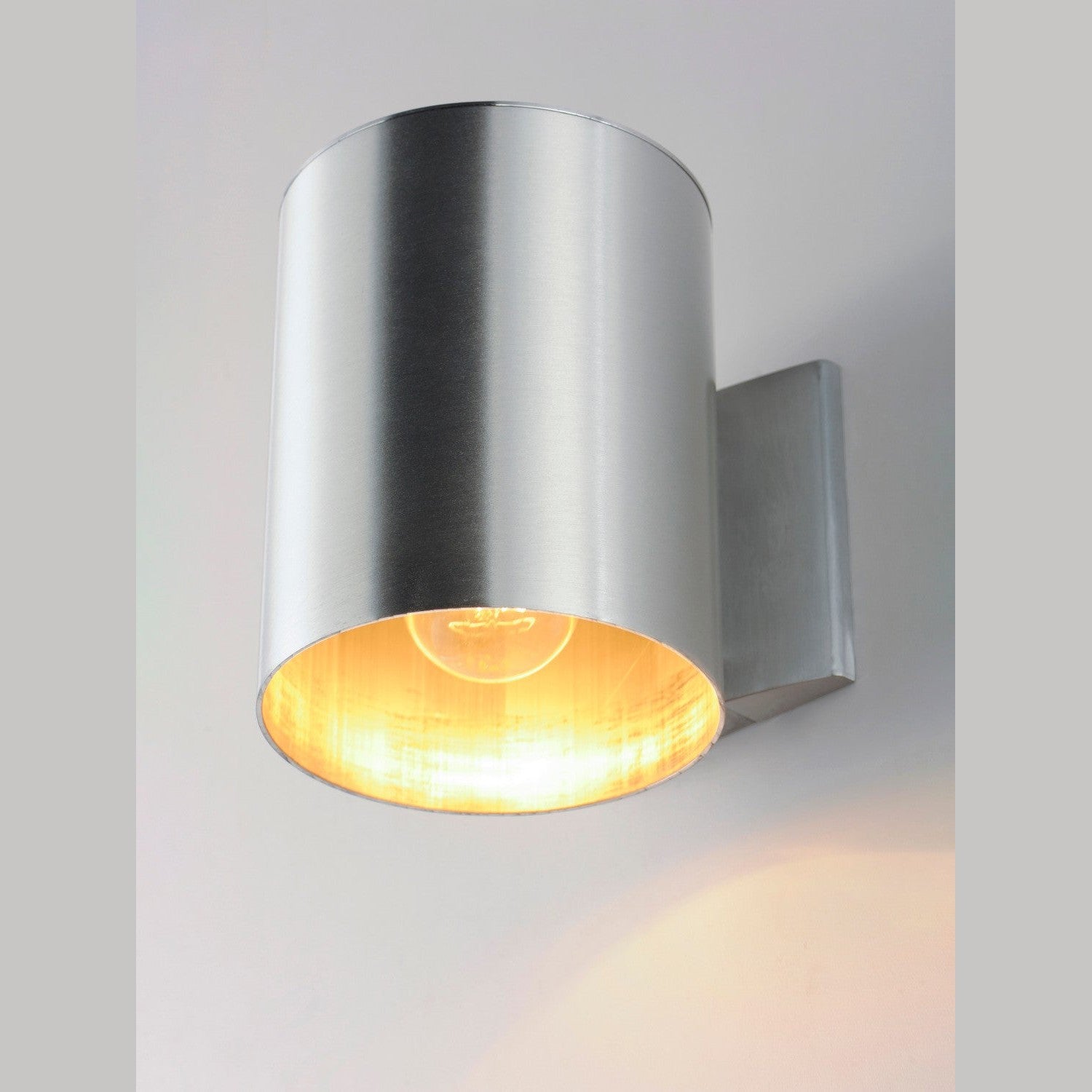 Maxim - 86401AL - LED Outdoor Wall Sconce - Outpost - Brushed Aluminum