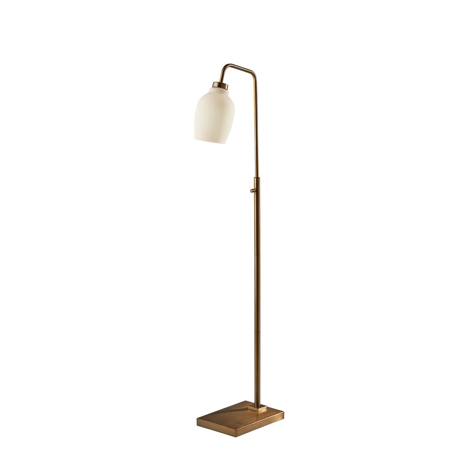 Adesso Home - 3546-21 - Floor Lamp - Clara - Antique Brass