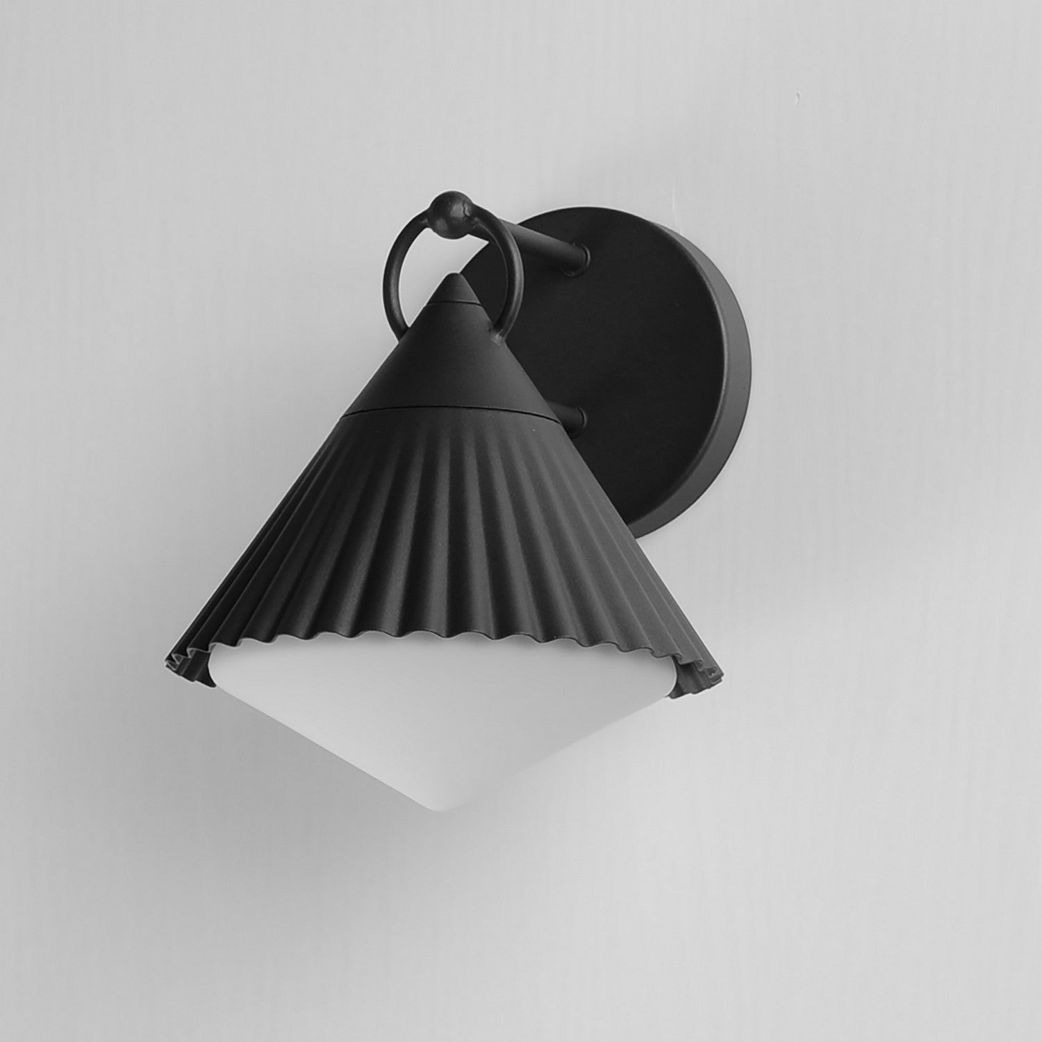 Maxim - 35132WTBK - One Light Wall Sconce - Odette - Black