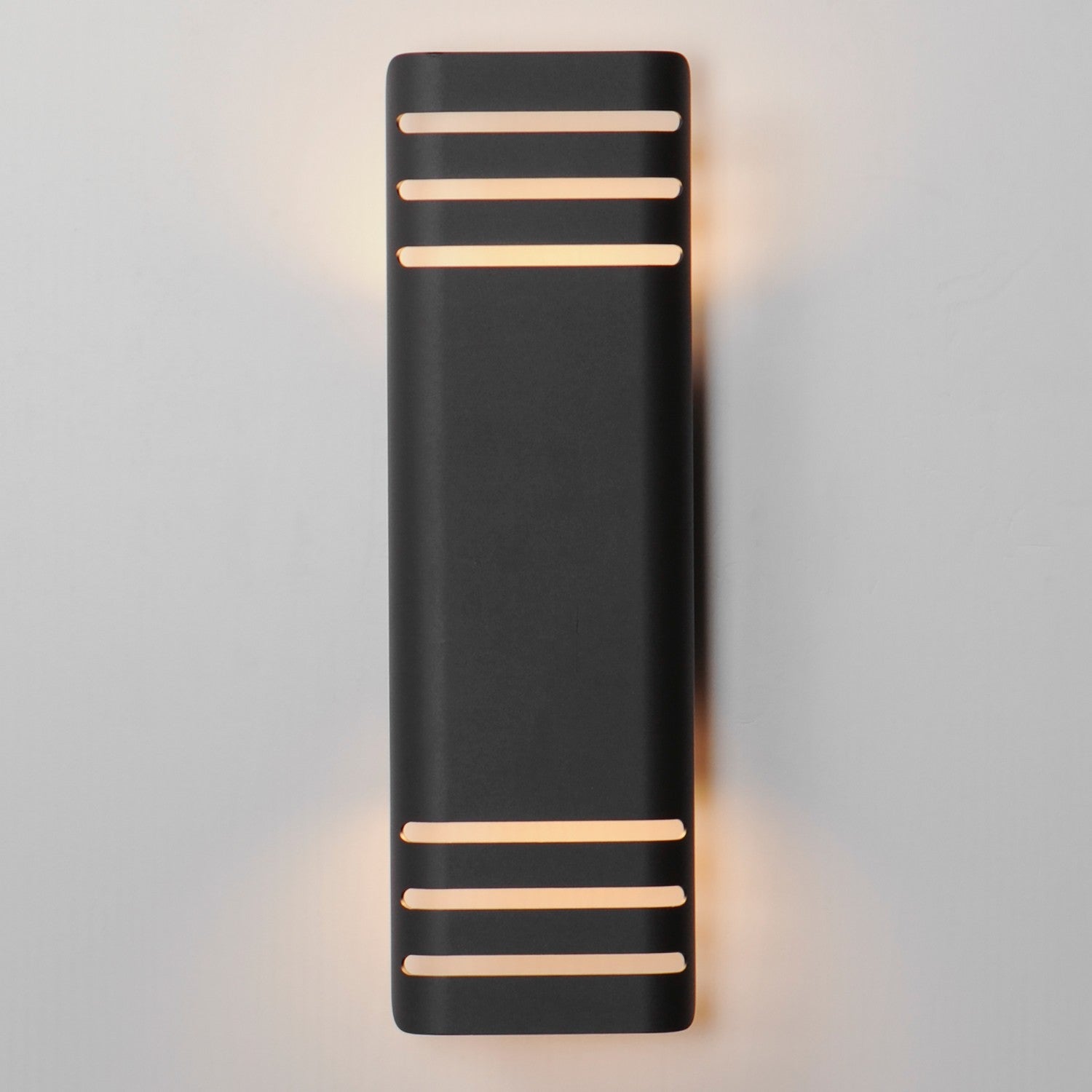 Maxim - 86176ABZ - LED Outdoor Wall Lantern - Lightray LED - Architectural Bronze