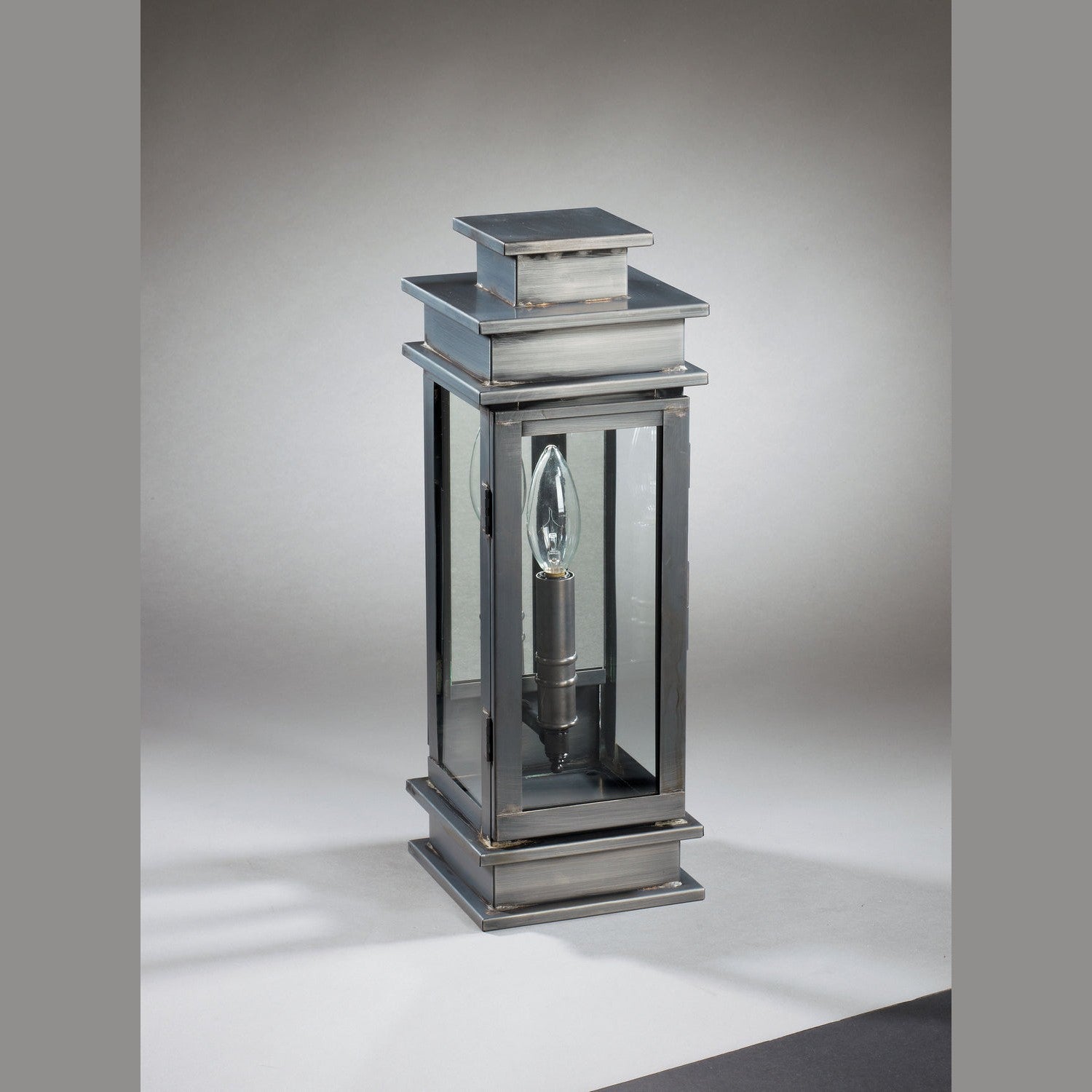 Northeast Lantern - 8911-DB-LT1-CLR-PM - One Light Wall Mount - Empire - Dark Brass