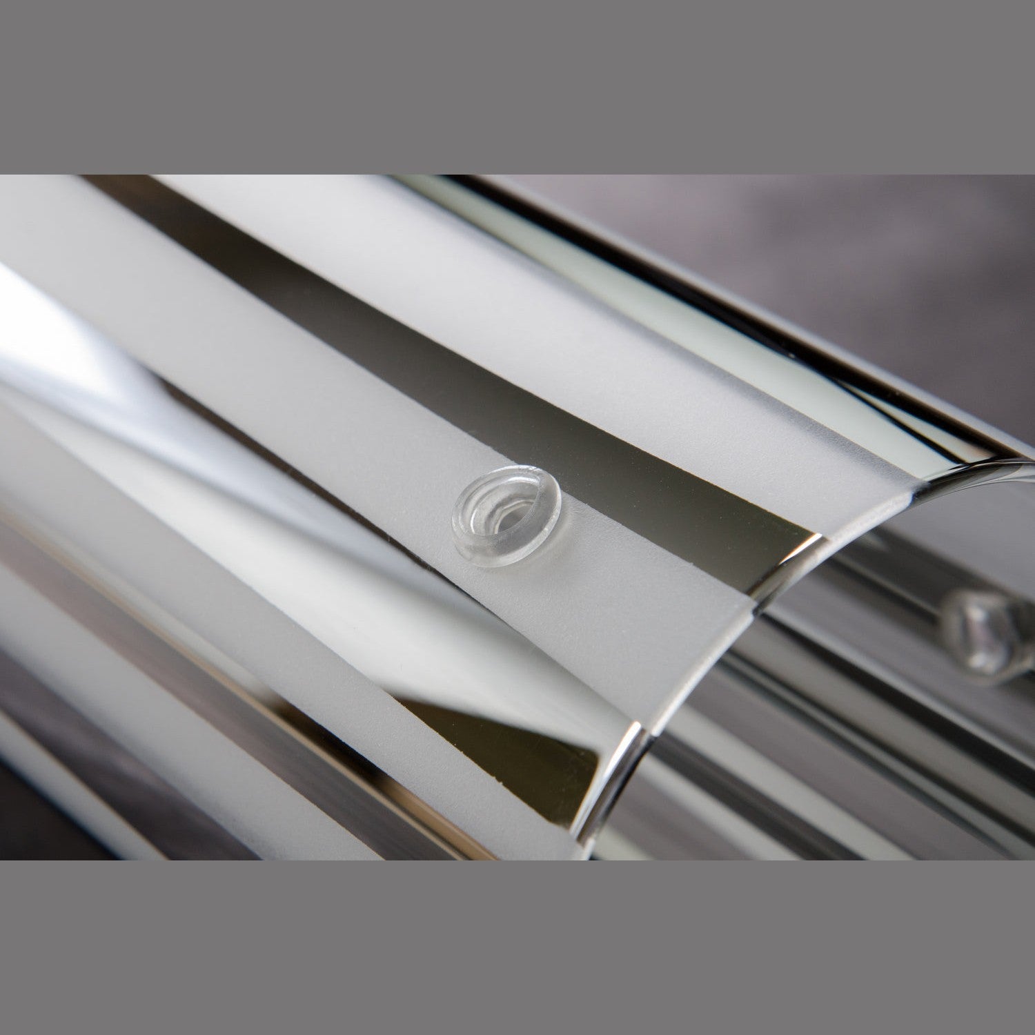 Varaluz - AC1071 - One Light Wall Sconce - Chroman Empire - Chrome