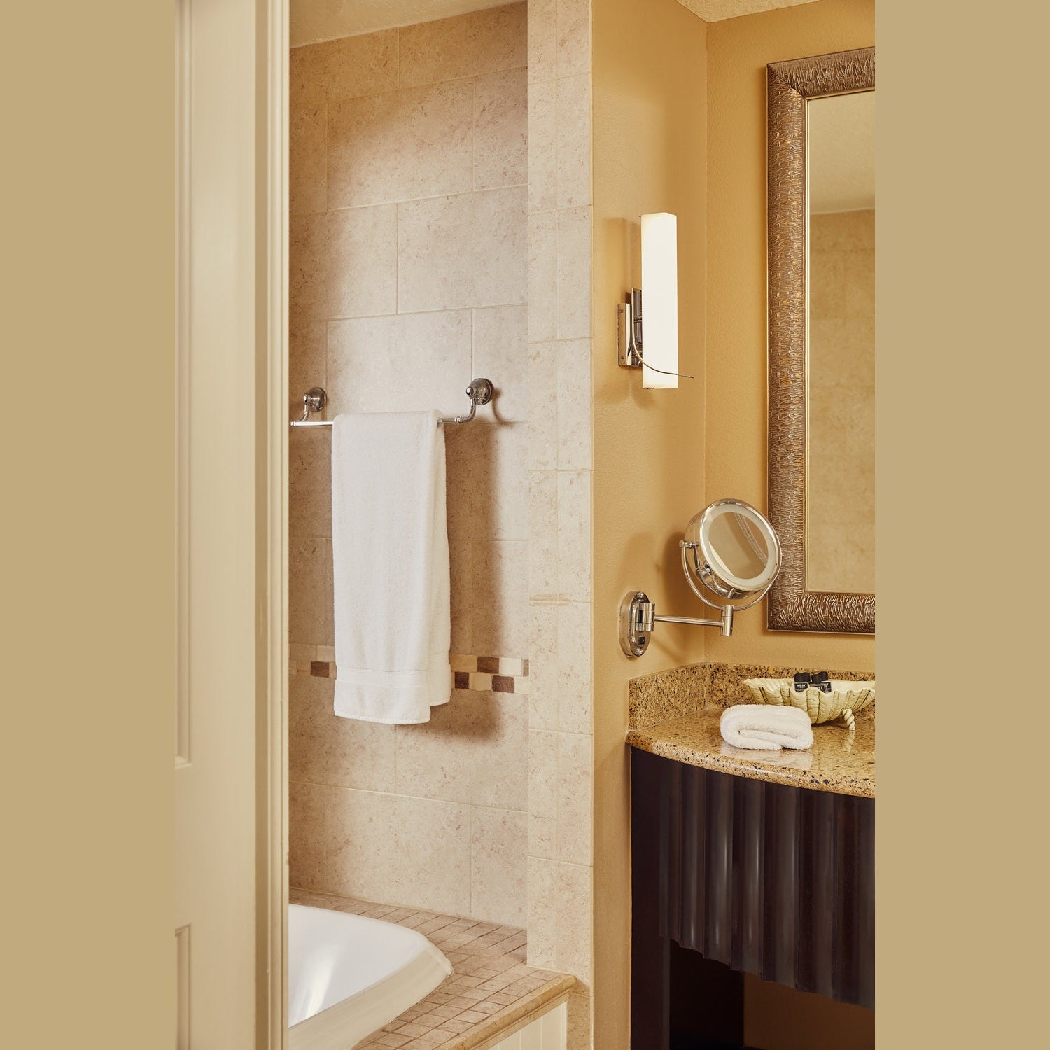 Quoizel - PCBD8705C - LED Bath Fixture - Blade - Polished Chrome