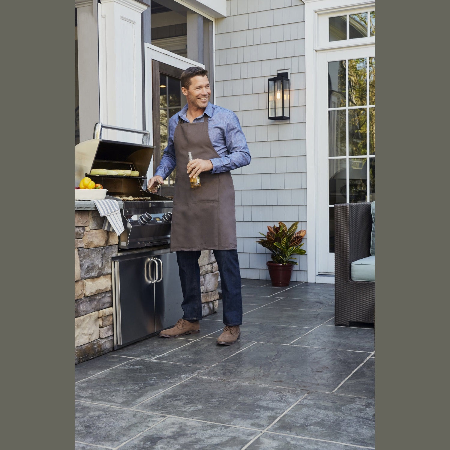 Quoizel - WVR8407EK - One Light Outdoor Wall Lantern - Westover - Earth Black