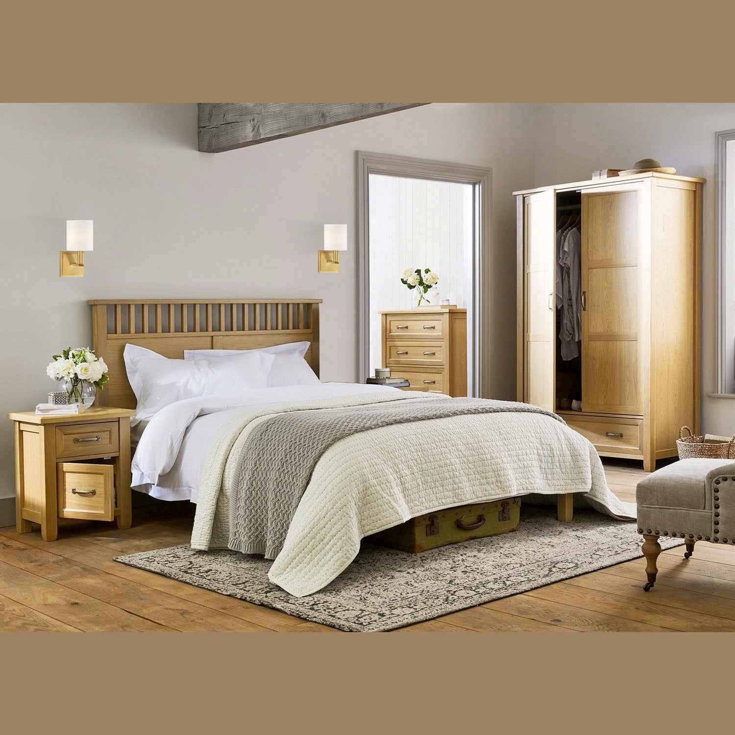 Savoy House - 9-1200-1-322 - One Light Wall Sconce - Waverly - Warm Brass