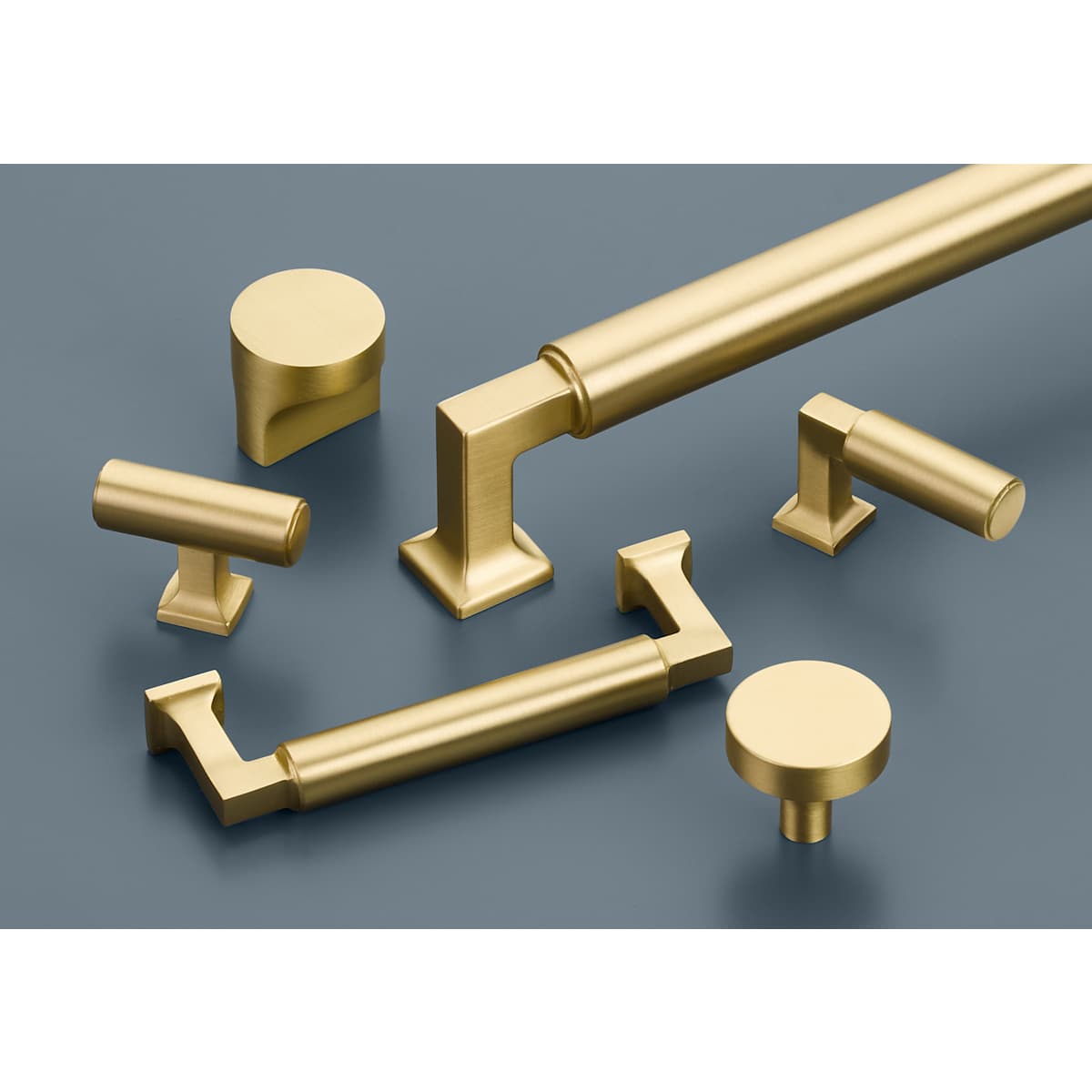 Schaub and Company - 479-SB - Haniburton 15" Center to Center Luxury Modern Barren Appliance Handle / Pull - Solid Brass in Satin Brass