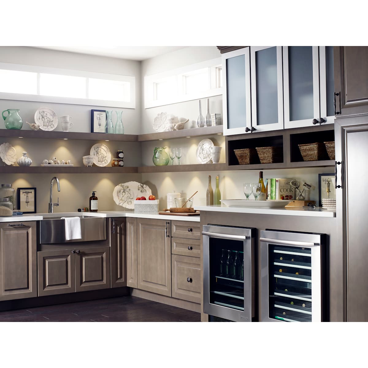 Amerock - BP36595BBZ - Crawford 6-5/16 Inch Center to Center Bar Cabinet Pull in Golden Champagne