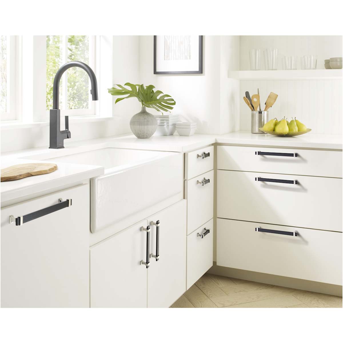 Amerock - BP36682BMBBBZ - Overton 5-1/16 Inch Center to Center Bar Cabinet Pull in Brushed Matte Black / Golden Champagne