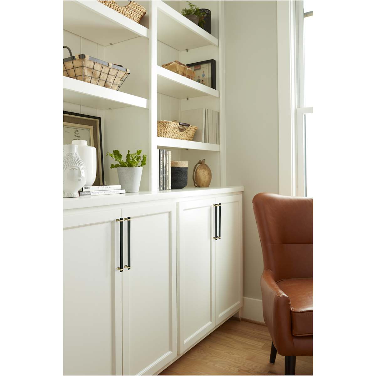 Amerock - BP36685BMBBGL - Overton 11-5/16 Inch Center to Center Bar Cabinet Pull in Brushed Matte Black / Brushed Gold