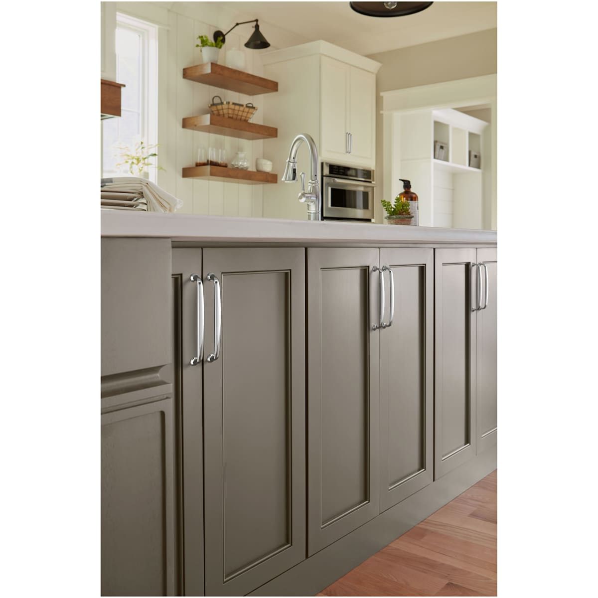 Amerock - BP36796BBZ - Renown 6-5/16 Inch Center to Center Handle Cabinet Pull in Golden Champagne