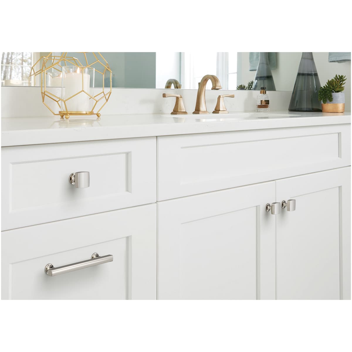 Amerock - BP37101BBZ - Everett 1-1/4 Inch Square Cabinet Knob in Golden Champagne