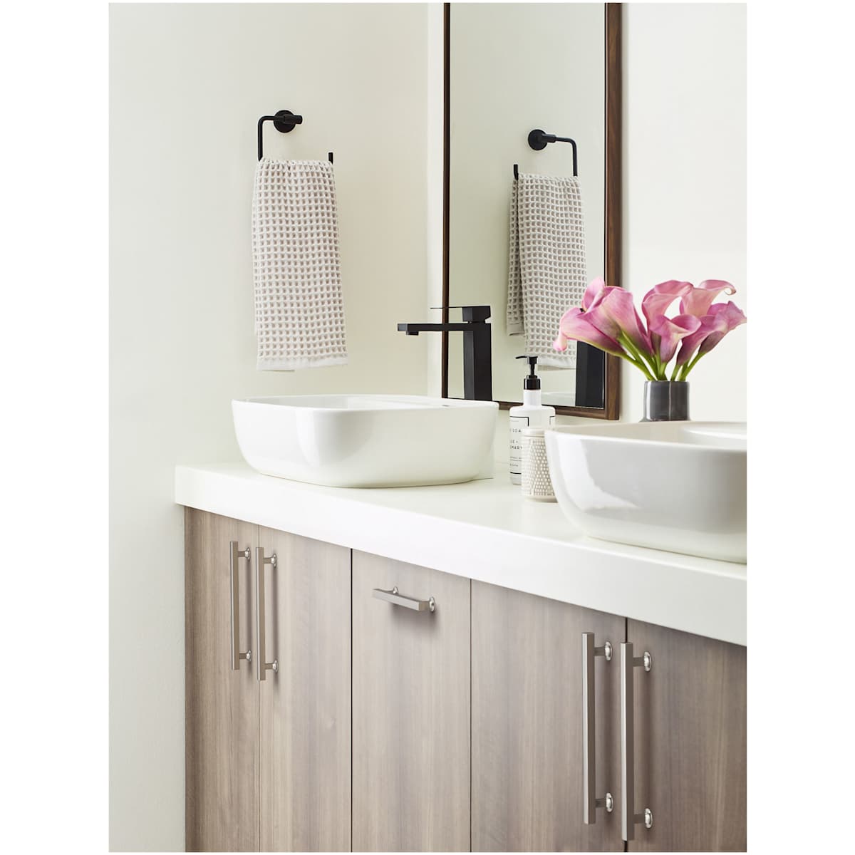 Amerock - BP37106BBZ - Everett 6-5/16 Inch Center to Center Bar Cabinet Pull in Golden Champagne