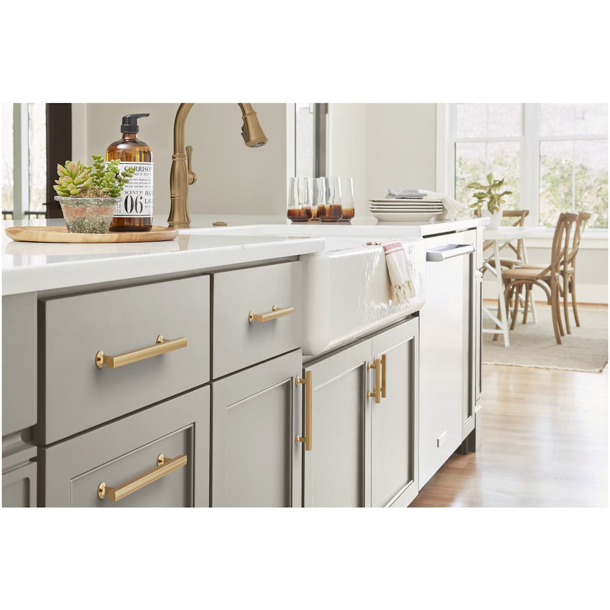 Amerock - BP37107CZ - Everett 7-9/16 Inch Center to Center Bar Cabinet Pull in Champagne Bronze