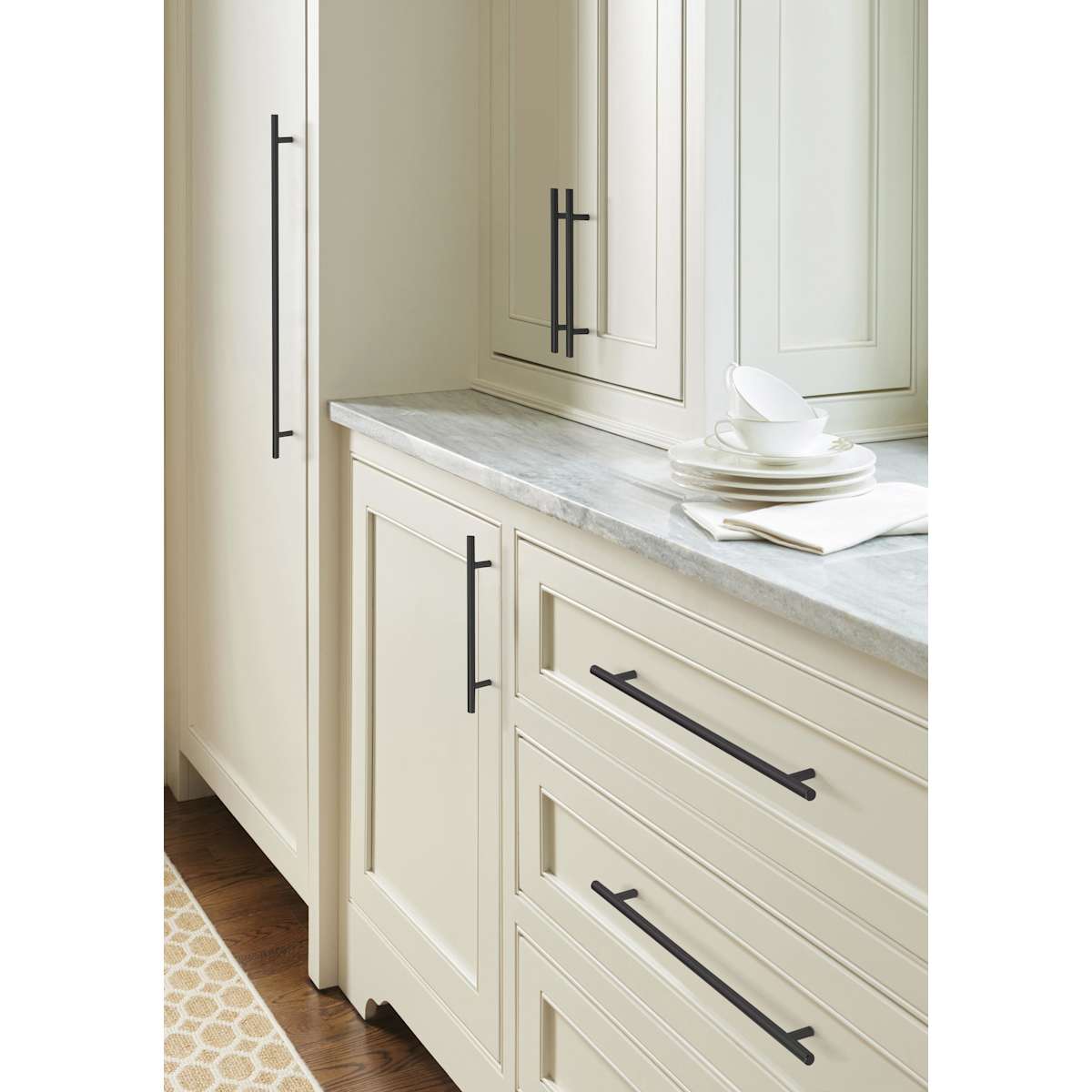 Amerock - BP40520ORB - Bar Pulls 6-5/16 Inch Center to Center Bar Cabinet Pull in Oil Rubbed Bronze