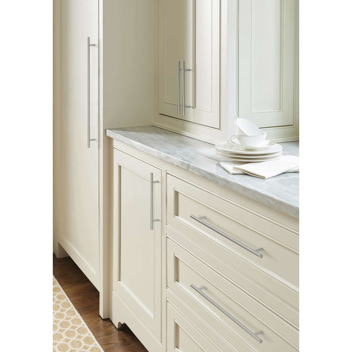 Amerock - BP40520ORB - Bar Pulls 6-5/16 Inch Center to Center Bar Cabinet Pull in Oil Rubbed Bronze