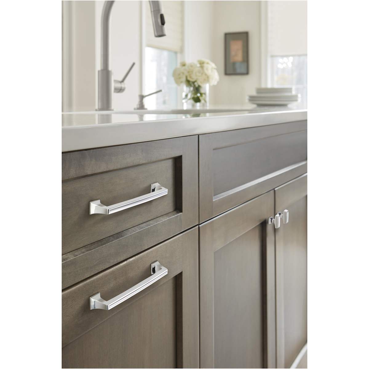 Amerock - BP53530CZ - Mulholland 6-5/16 Inch Center to Center Handle Cabinet Pull in Champagne Bronze