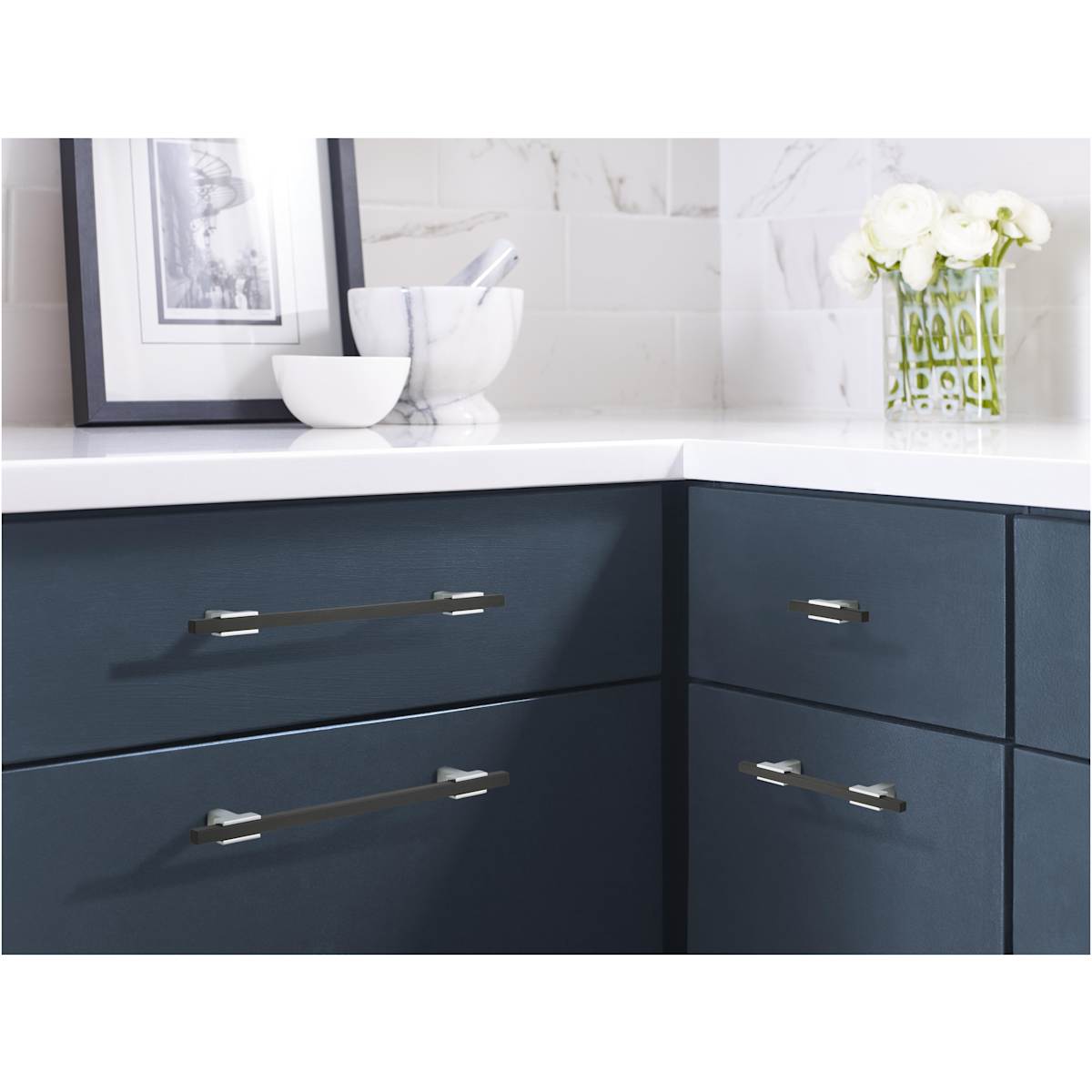 Amerock - BP778192BGLWHT - Urbanite 7-9/16 Inch Center to Center Bar Cabinet Pull in Brushed Gold / White