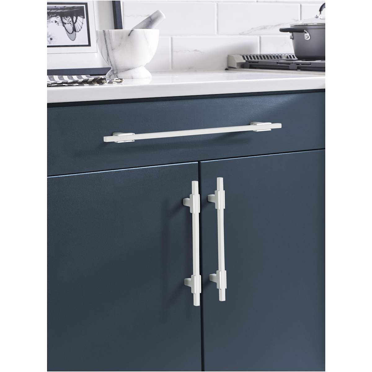 Amerock - BP778256BBZMB - Urbanite 10-1/16 Inch Center to Center Bar Cabinet Pull in Golden Champagne / Matte Black
