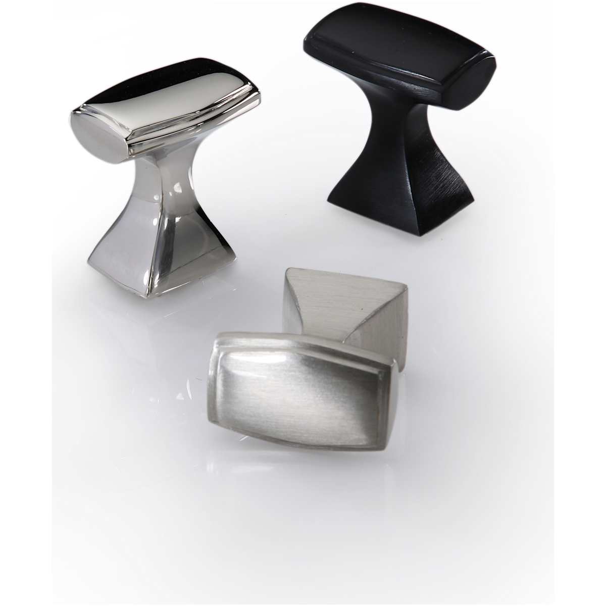 Ashley Norton - MT0333-032-PNI - Solid Brass Deco 1-1/4 Inch Rectangular Cabinet Knob in Polished Nickel