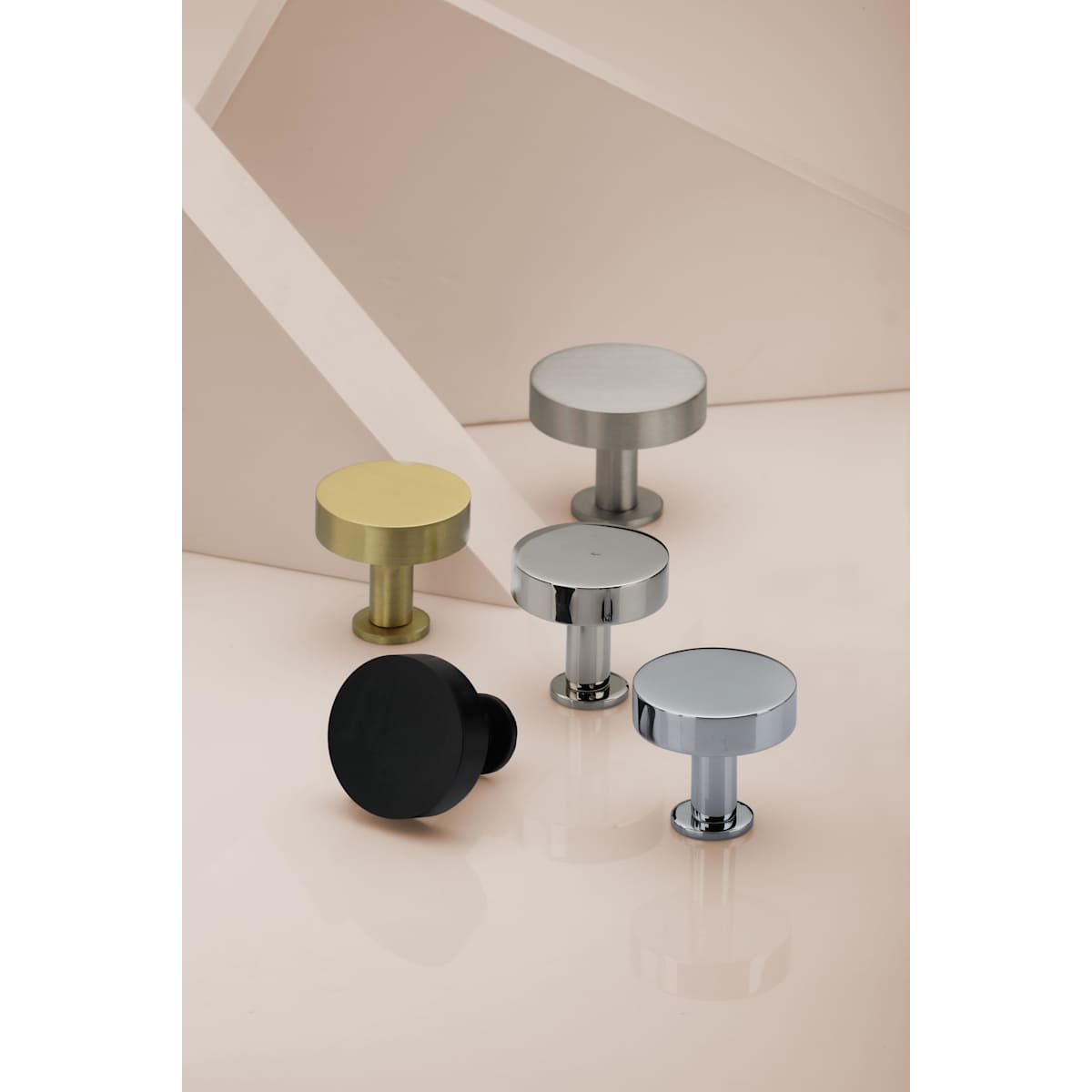 Ashley Norton - MT3885-032-DOR - Solid Brass Disc 1-1/4 Inch Mushroom Cabinet Knob in Dark Oil Rubbed
