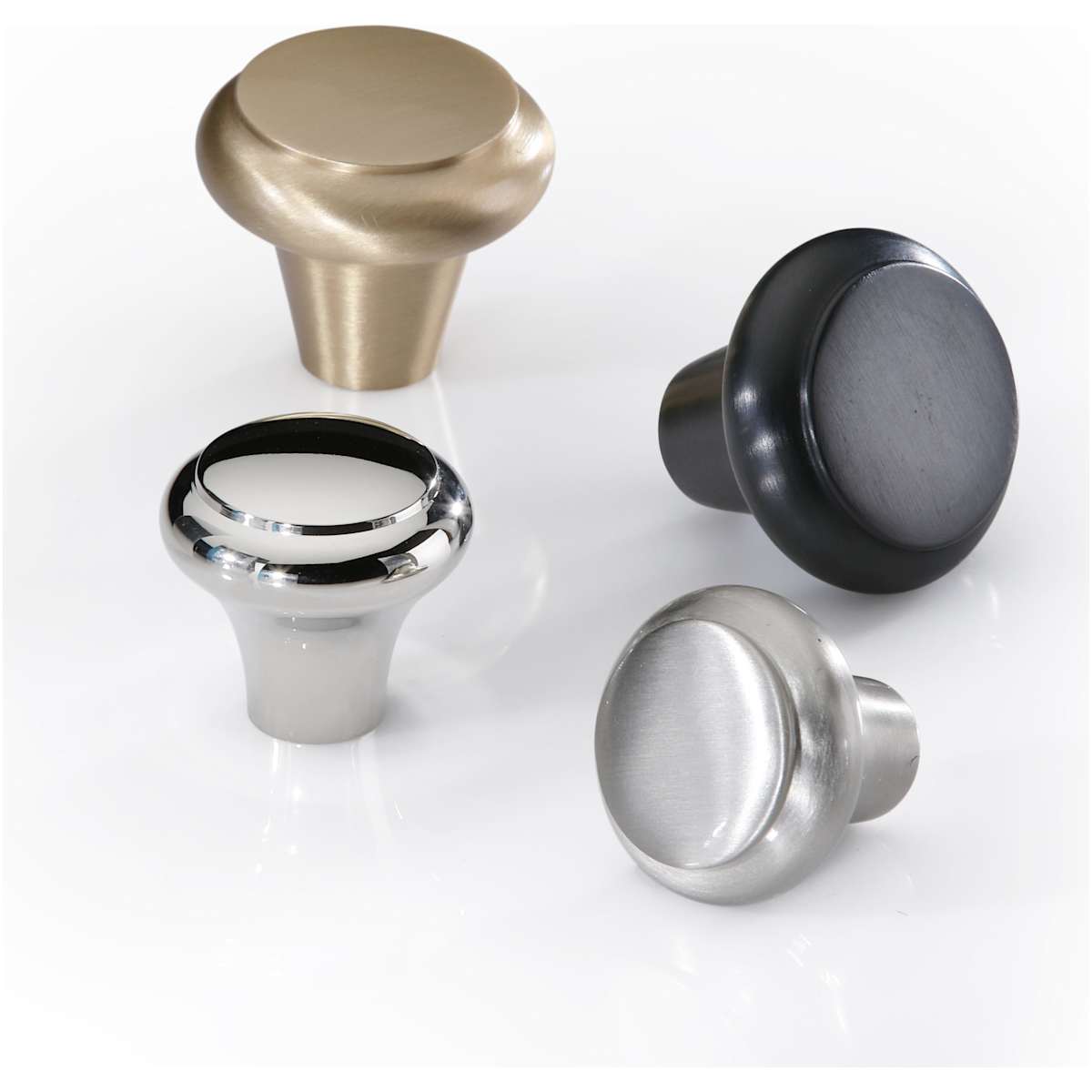 Ashley Norton - MT3990-032-BLK - Solid Brass Newport 1-1/4 Inch Mushroom Cabinet Knob in Flat Black