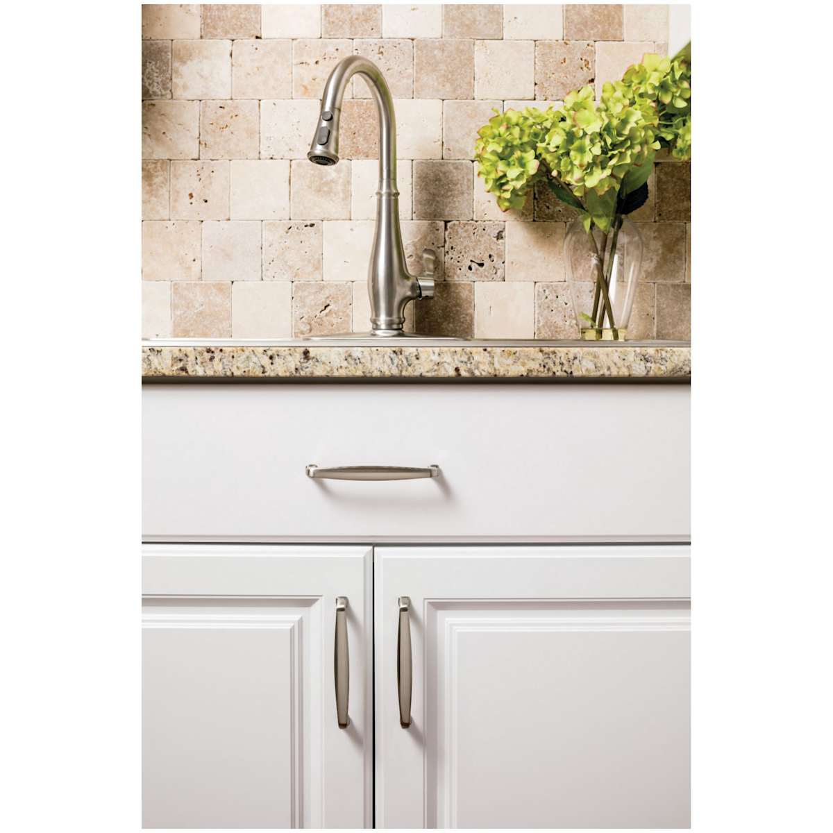 Jeffrey Alexander - 1092AEM - Milan 1 Series 3-3/4" Center to Center Transitional Cabinet Handle / Drawer Pull in Distressed Antique Brass