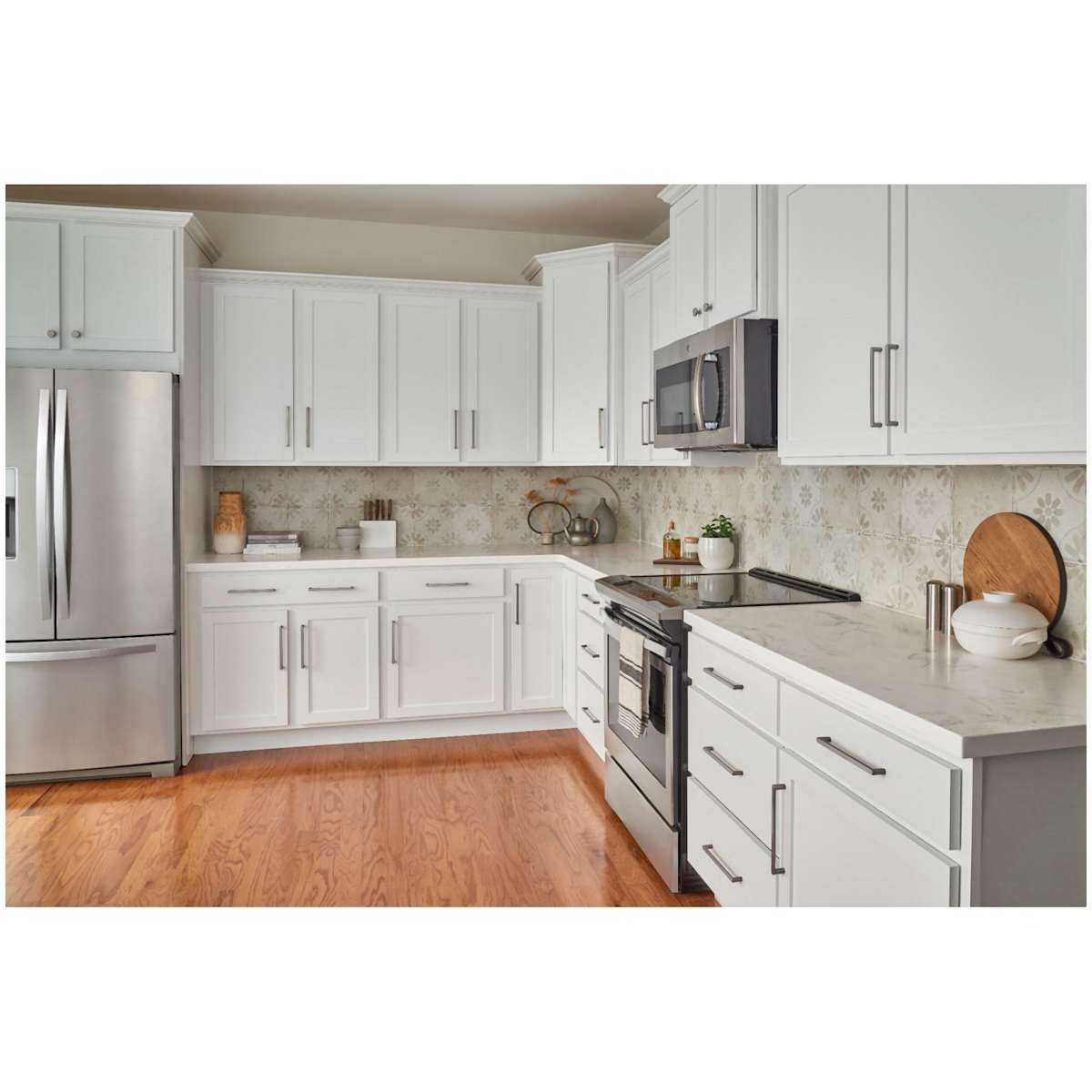 Jeffrey Alexander - 445-305PC - Marie 12" Center to Center Regal Luxury Traditional Large Cabinet Handle / Drawer Pull with Cuff Details in Polished Chrome