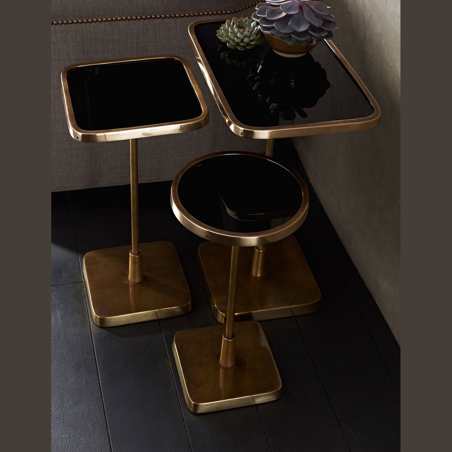 Arteriors - 4386 - Accent Table - Kaela - Vintage Brass