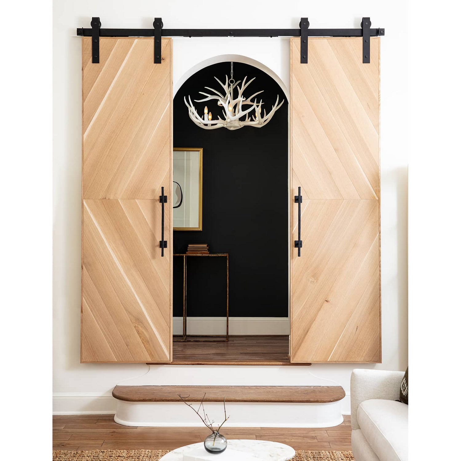 Regina Andrew - 16-1064WT - Six Light Chandelier - Antler - White