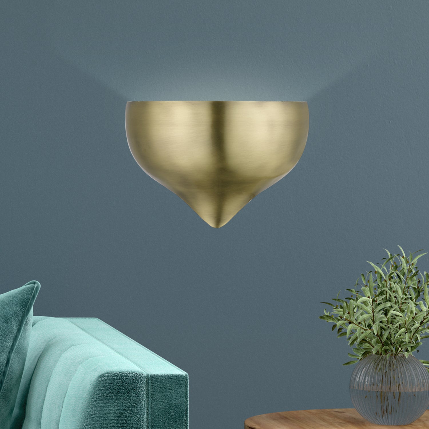 Livex Lighting - 40987-01 - One Light Wall Sconce - Amador - Antique Brass