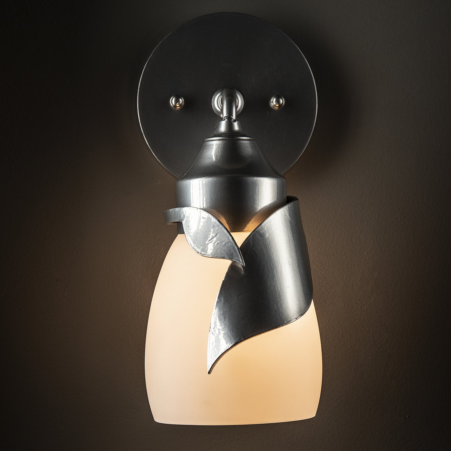 Hubbardton Forge - 201350-SKT-85-GG0330 - One Light Bath Sconce - Lapas - Sterling