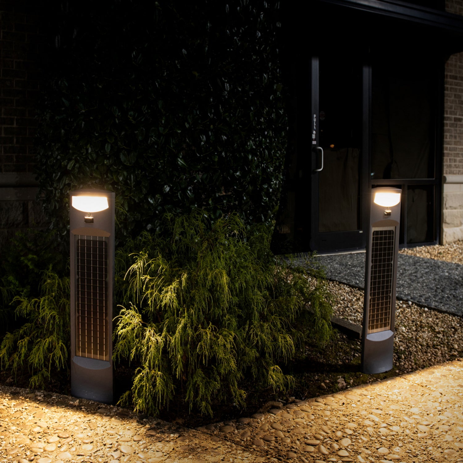 Gama Sonic - 9iD50800 - Solar Pillar Commercial Bollard - Grey