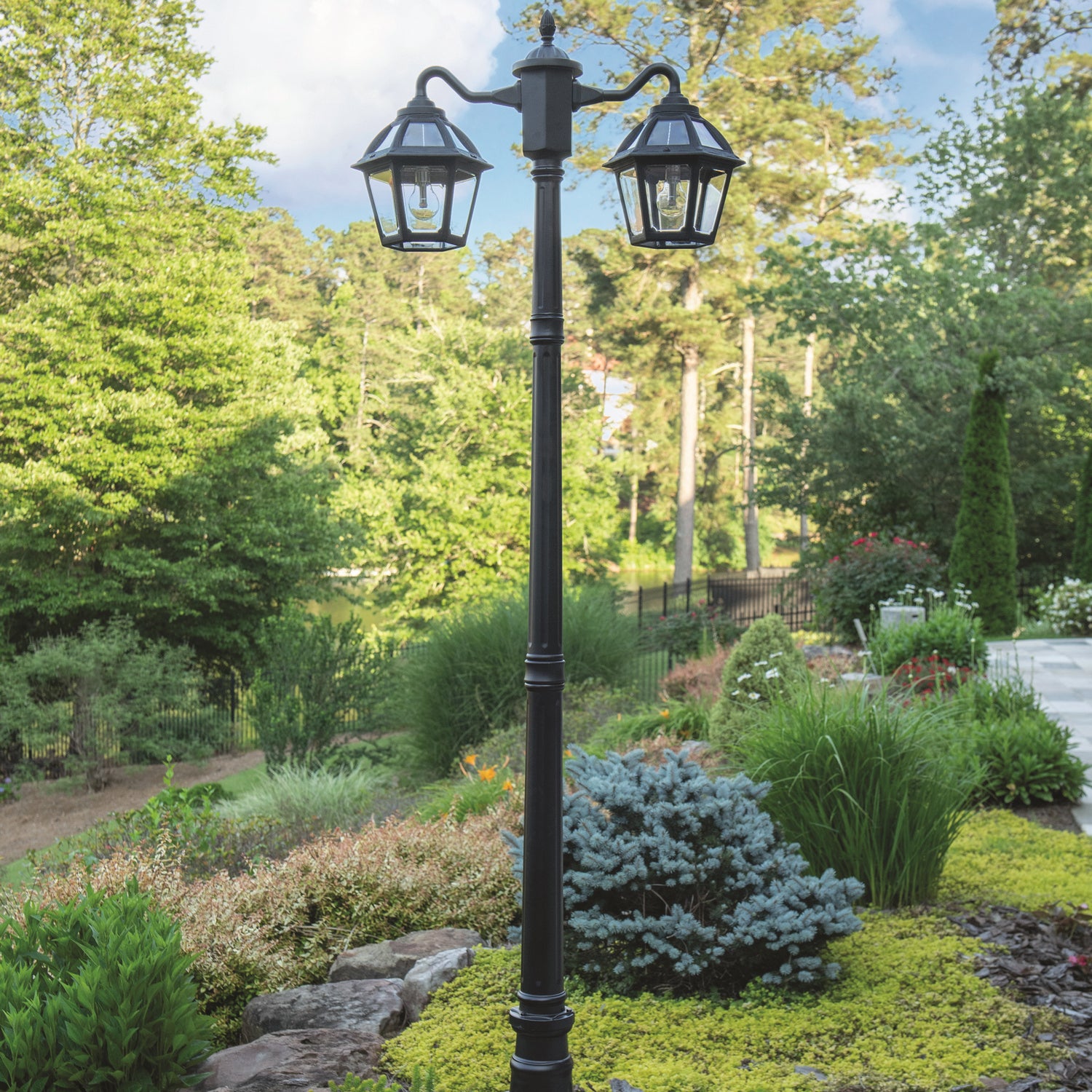 Gama Sonic - 177B50002 - Double Head Lamp Post - Black