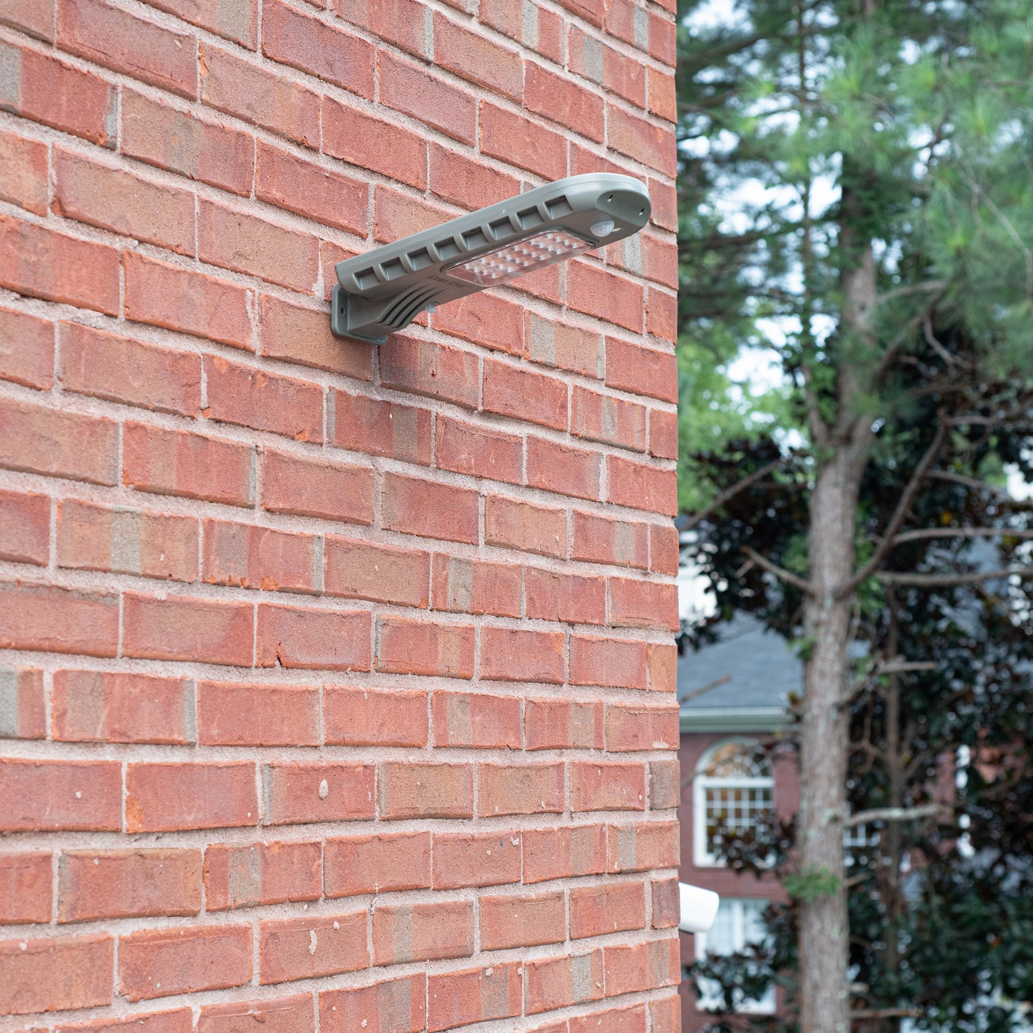 Gama Sonic - 101iST60822 - Area Light w/Motion Sensor and Timer - Grey