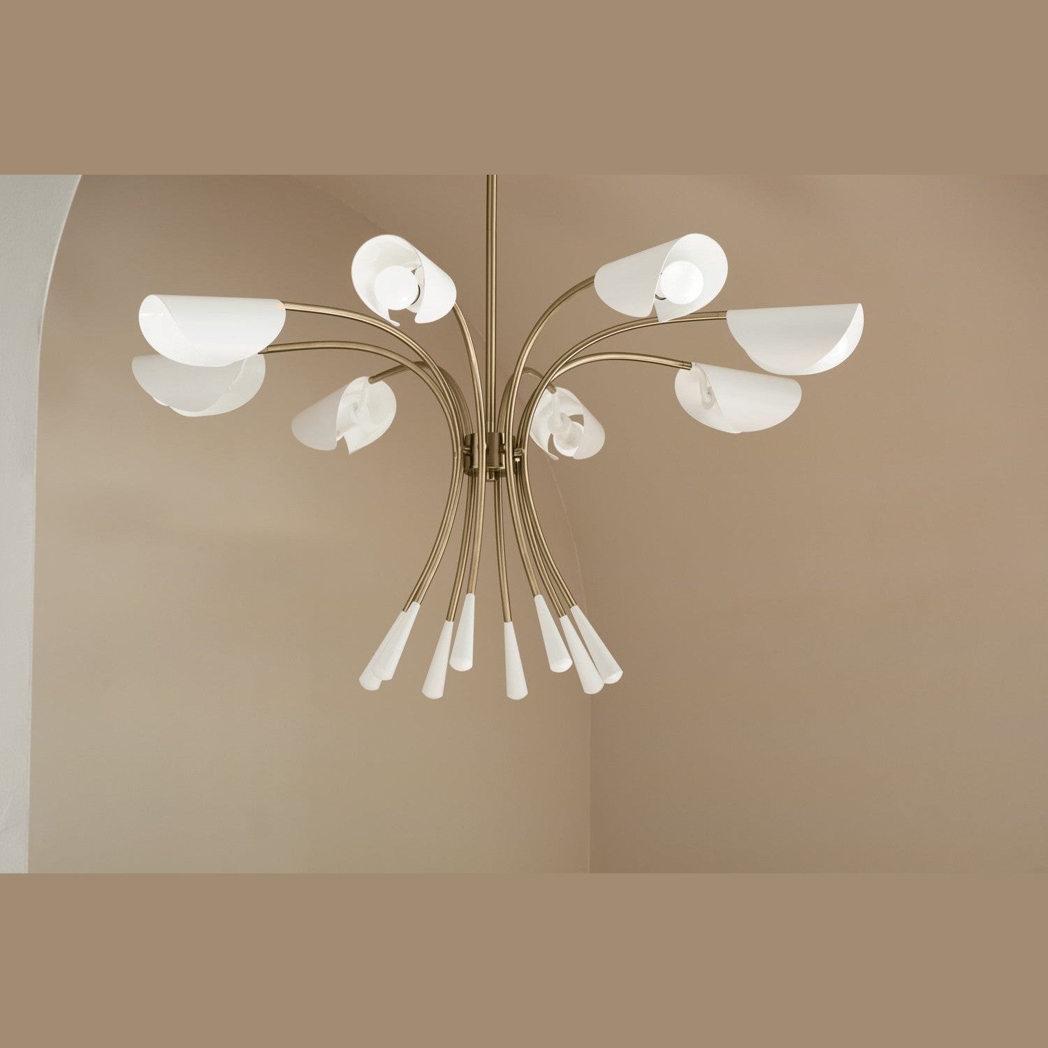 Kichler - 52560CPZWH - Eight Light Chandelier - Arcus - Champagne Bronze