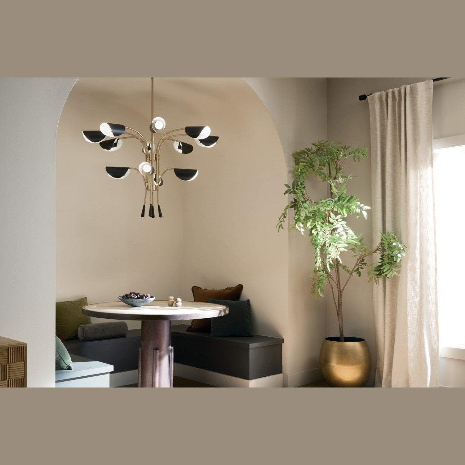 Kichler - 52561CPZBK - 12 Light Chandelier - Arcus - Champagne Bronze
