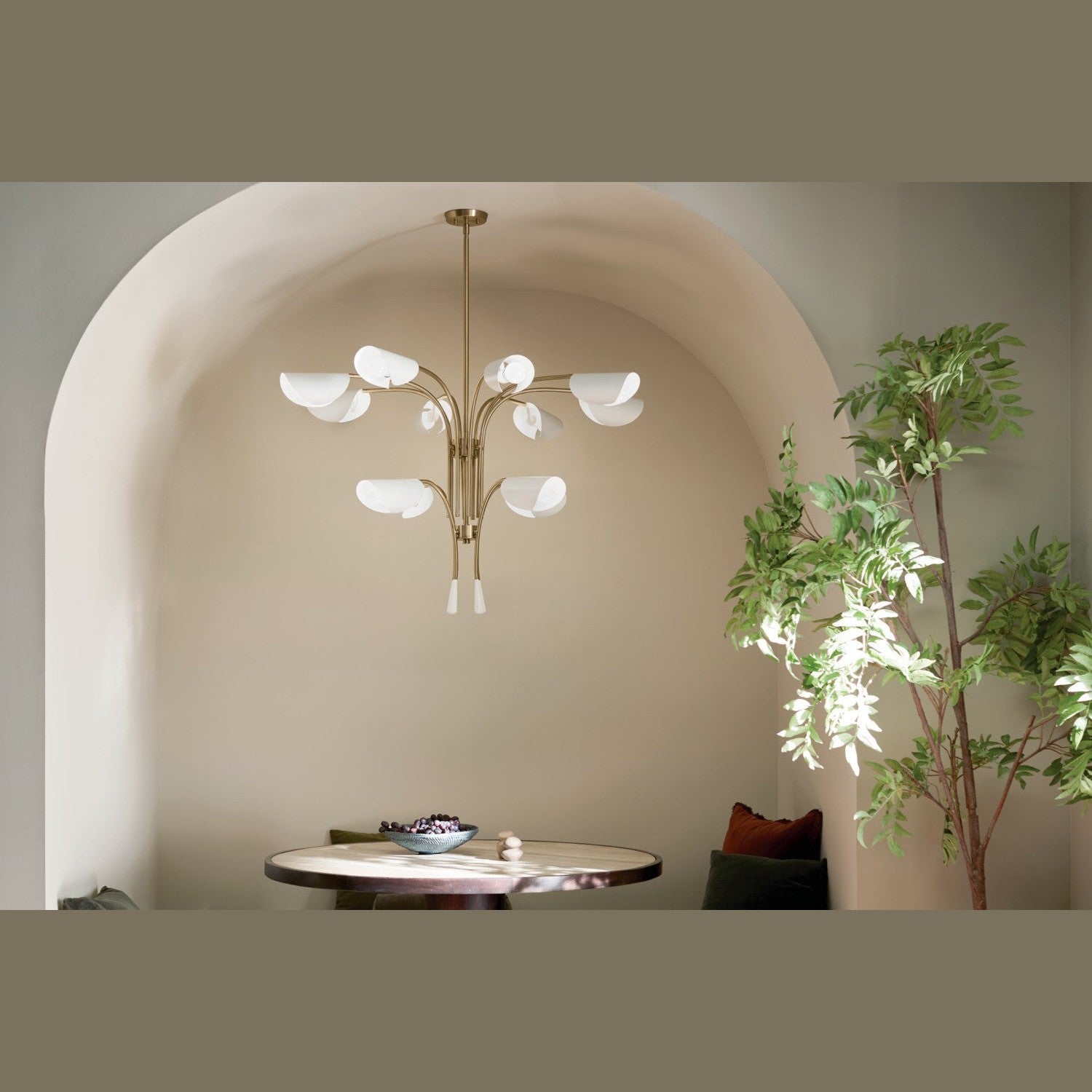 Kichler - 52561CPZWH - 12 Light Chandelier - Arcus - Champagne Bronze