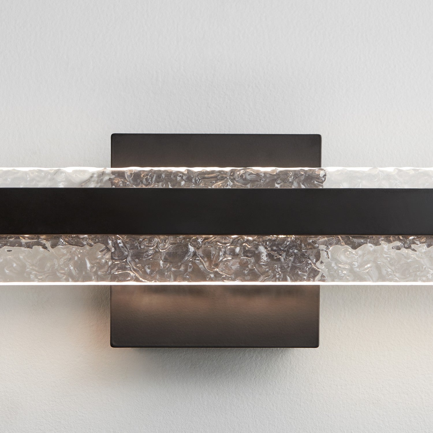 Quorum - 3-5004-15 - LED Vanity - Antares - Black
