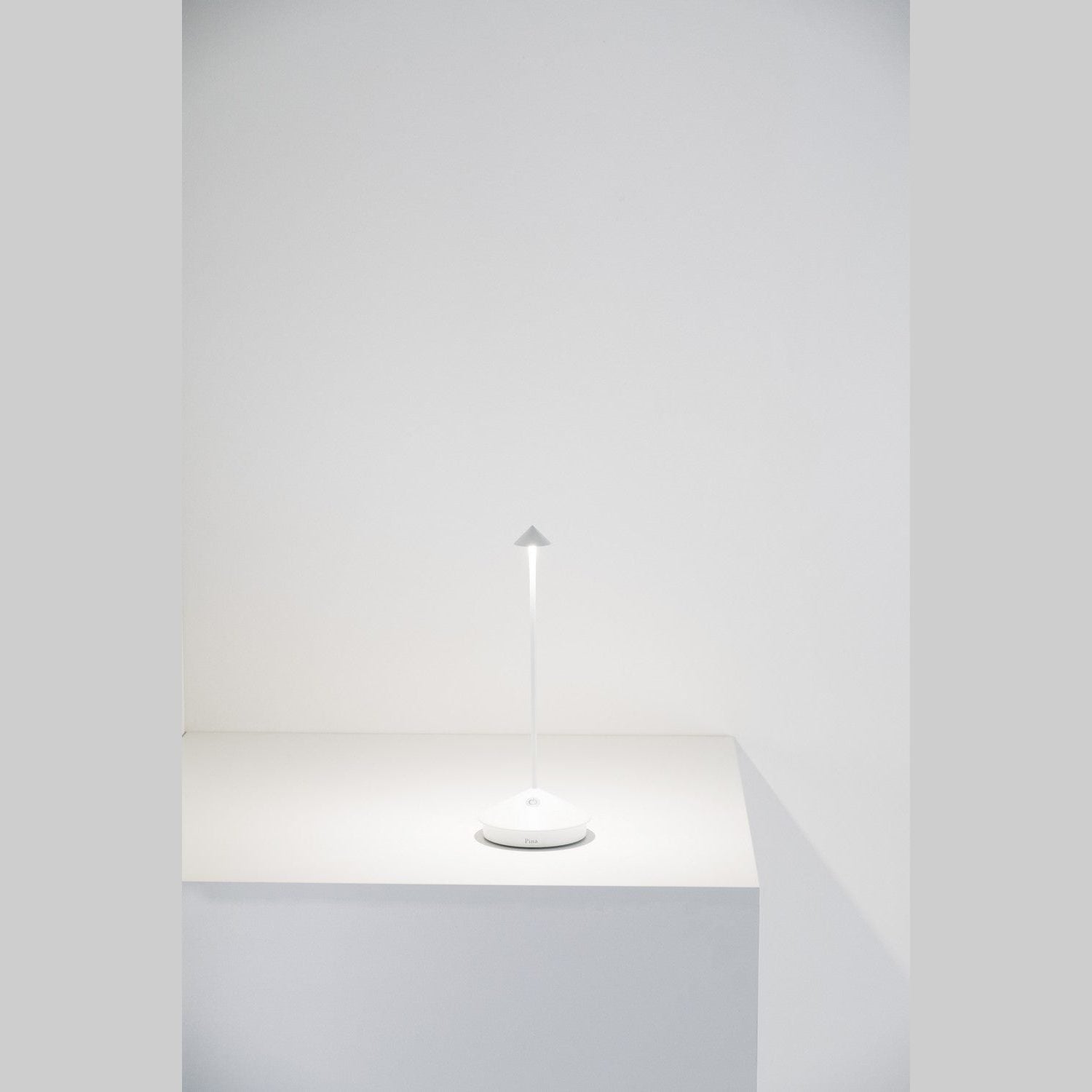 Zafferano - LD0650B4 - LED Table Lamp - Pina - White