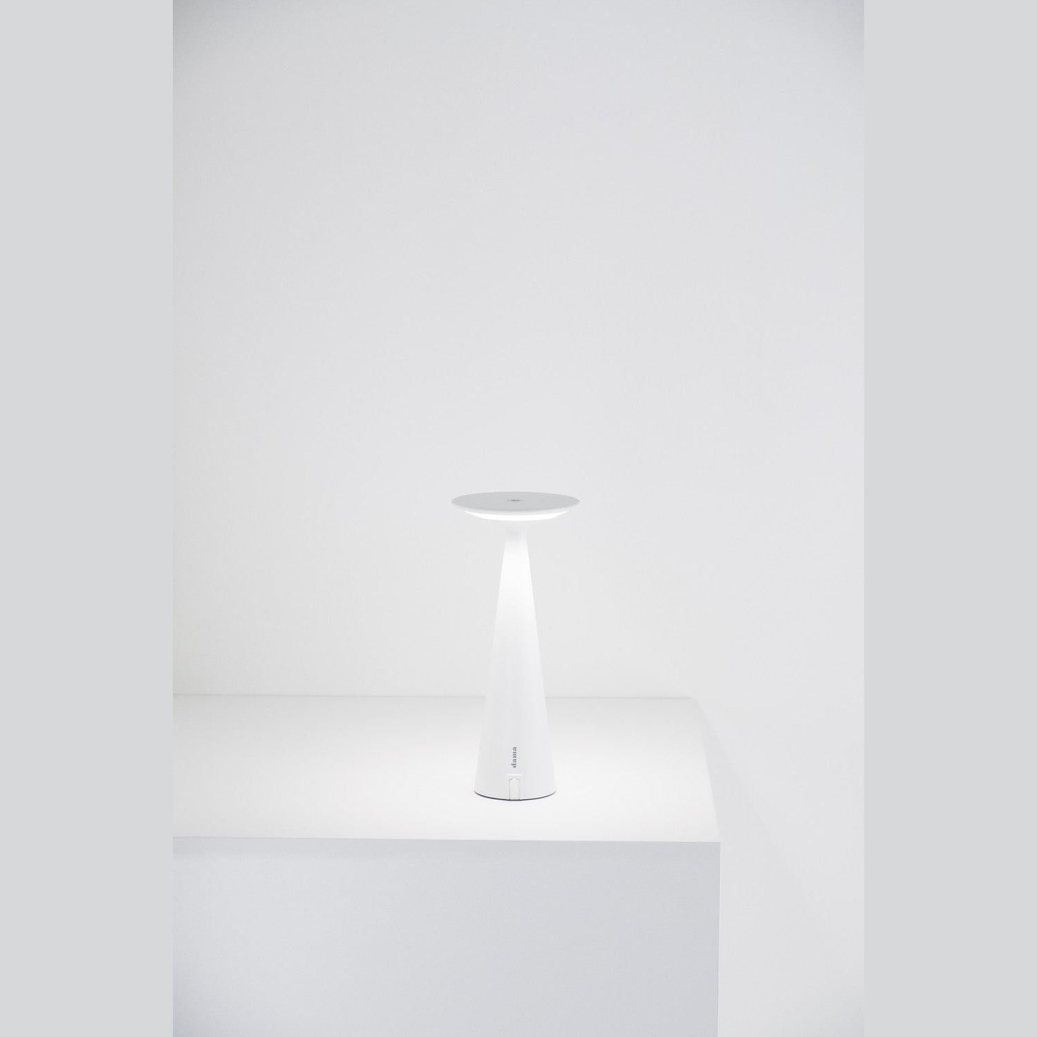 Zafferano - LD0611B3 - LED Table Lamp - Dama - White